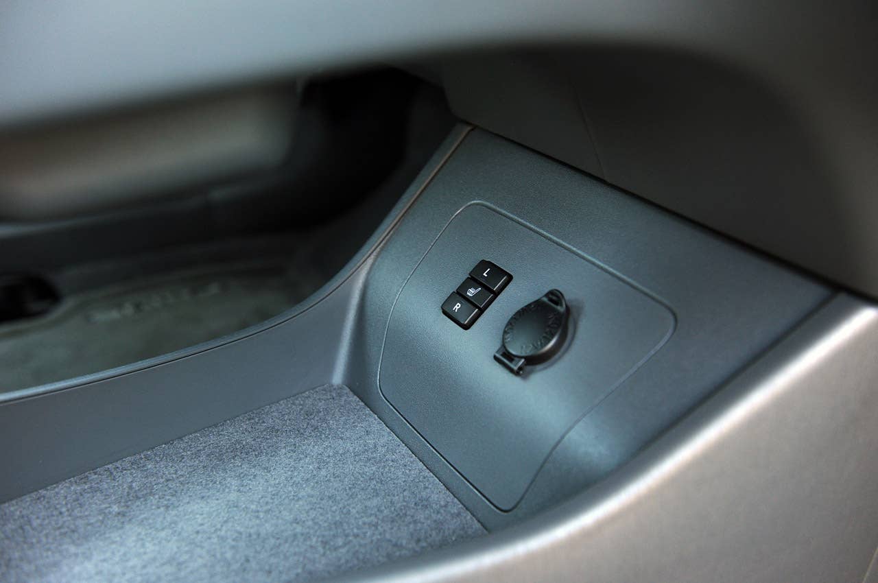 2011 Toyota Prius seat heaters