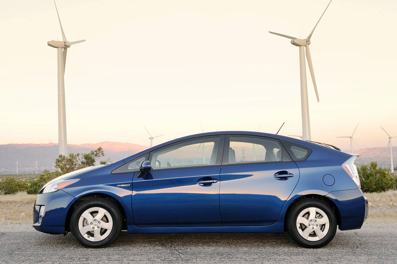 2011 Toyota Prius side view
