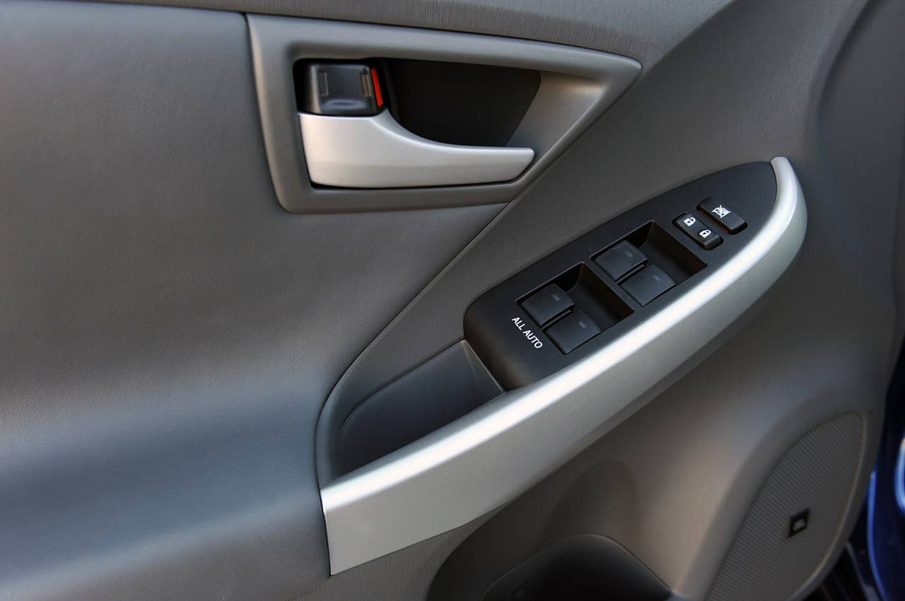 2011 Toyota Prius door trim