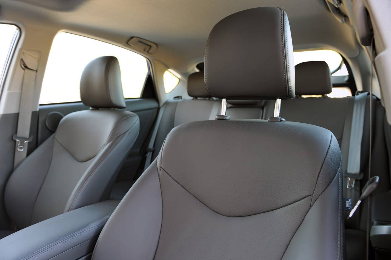 2011 Toyota Prius front seats