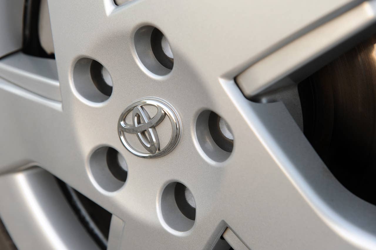 2011 Toyota Prius wheel detail