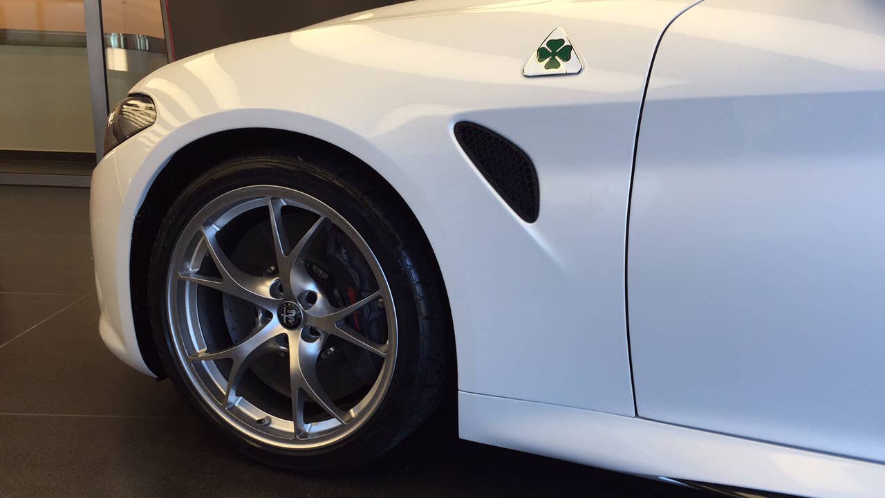 2016 Alfa Romeo Giulia front fender area