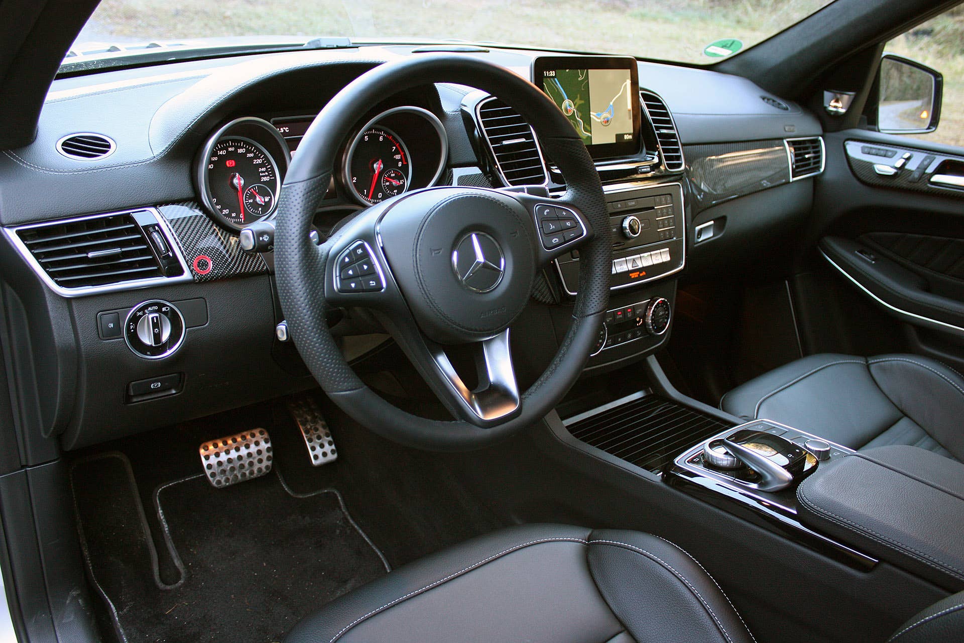 2017 Mercedes-Benz GLS-Class interior