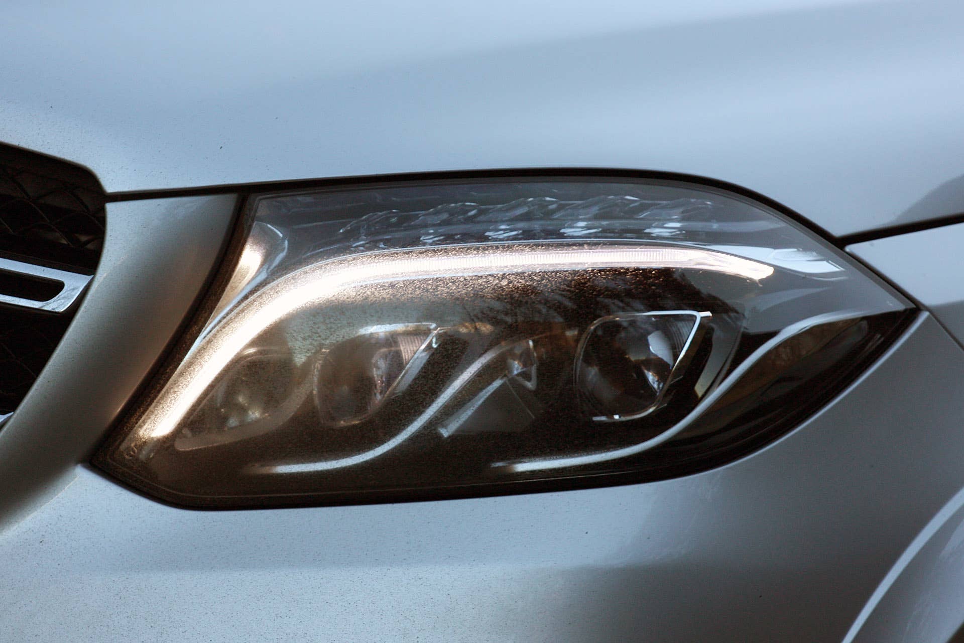 2017 Mercedes-Benz GLS-Class headlight