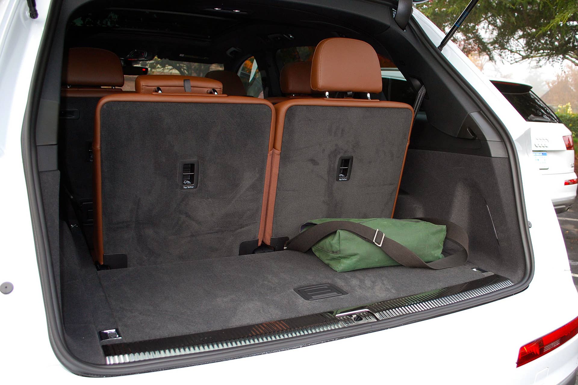 2017 Audi Q7 rear cargo area