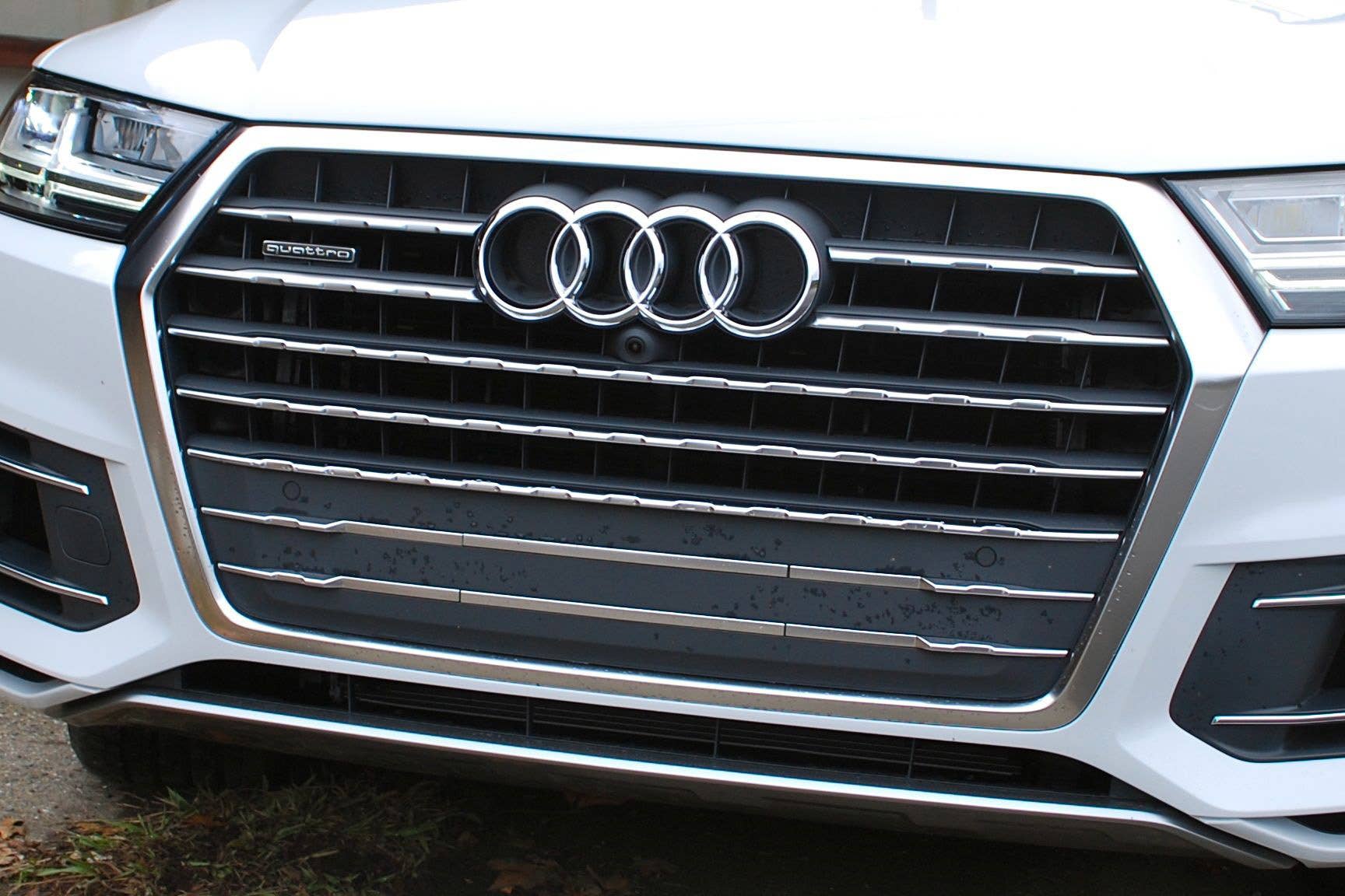 2017 Audi Q7 grille