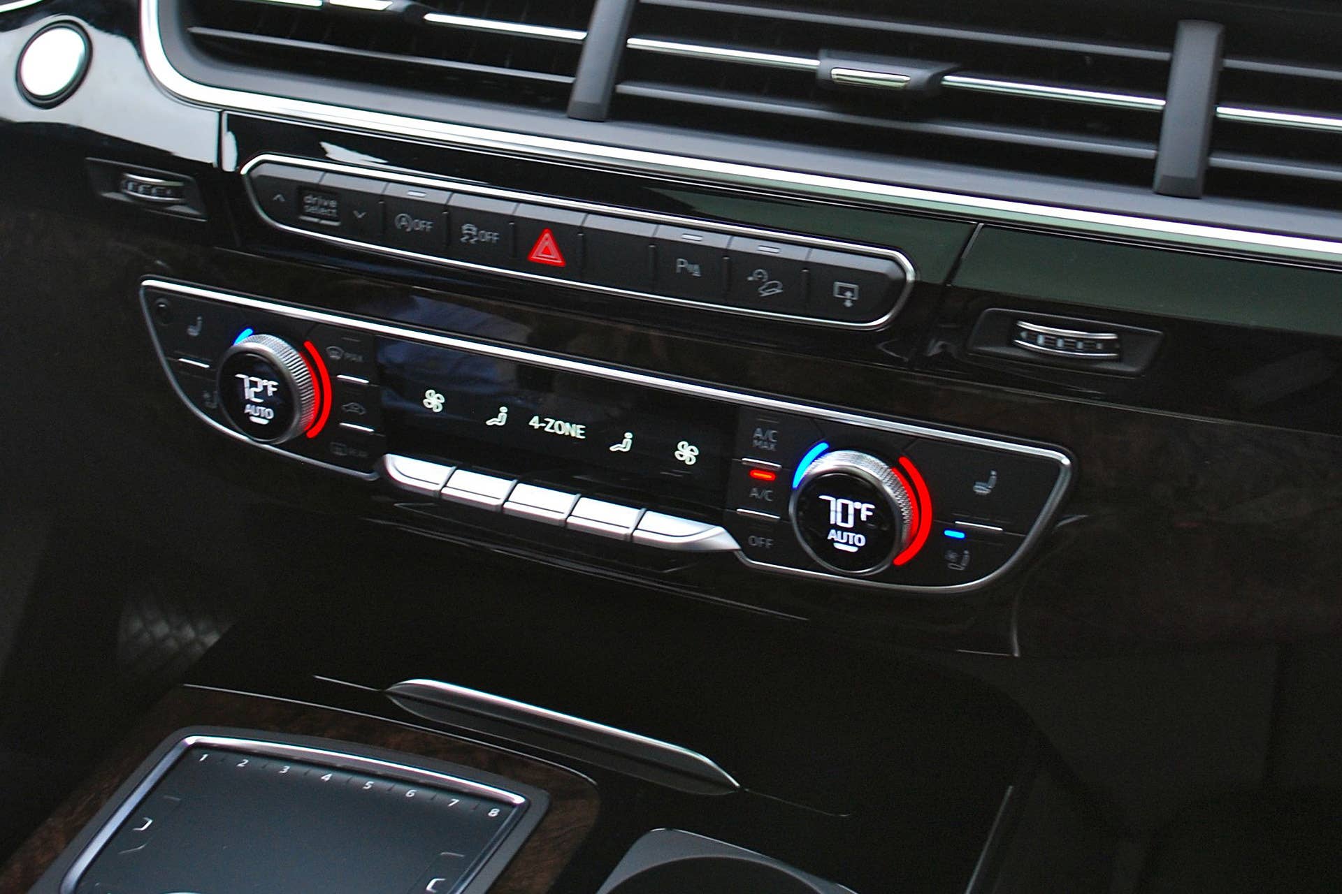 2017 Audi Q7 climate controls