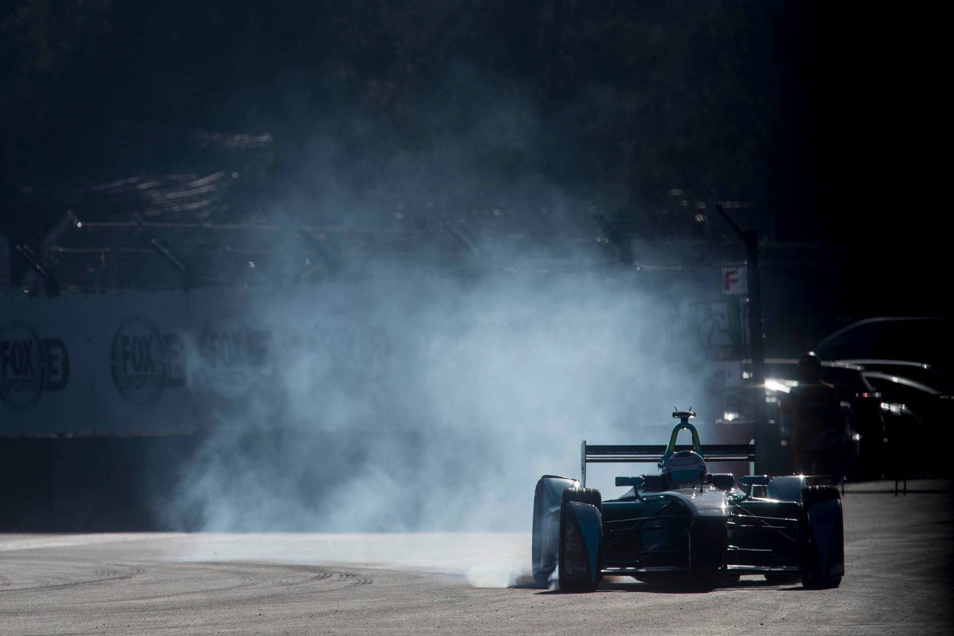 2016 Formula E Mexico City ePrix tire smoke
