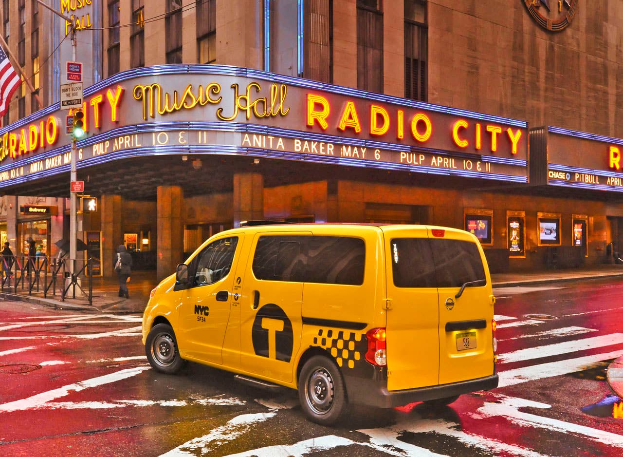 2014 Nissan NV200 Taxi - Radio City