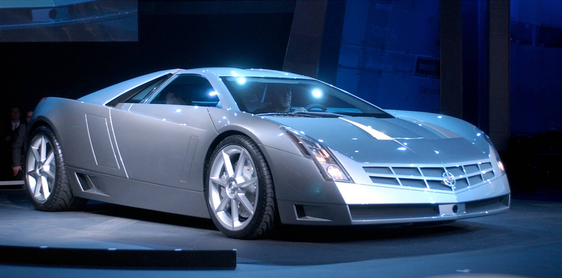 DETROIT, UNITED STATES: General Motor Corp. Cadillac division shows off the Cien concept vehicle at the North American International Auto Show at Cobo Hall in Detroit on 06 January 2002. Cien is Spanish for one hundred and is using the vehicle to help usher in Cadillac 100th aniversary in 2002. AFP Photo/Jeff KOWALSKY (Photo credit should read JEFF KOWALSKY/AFP/Getty Images)
