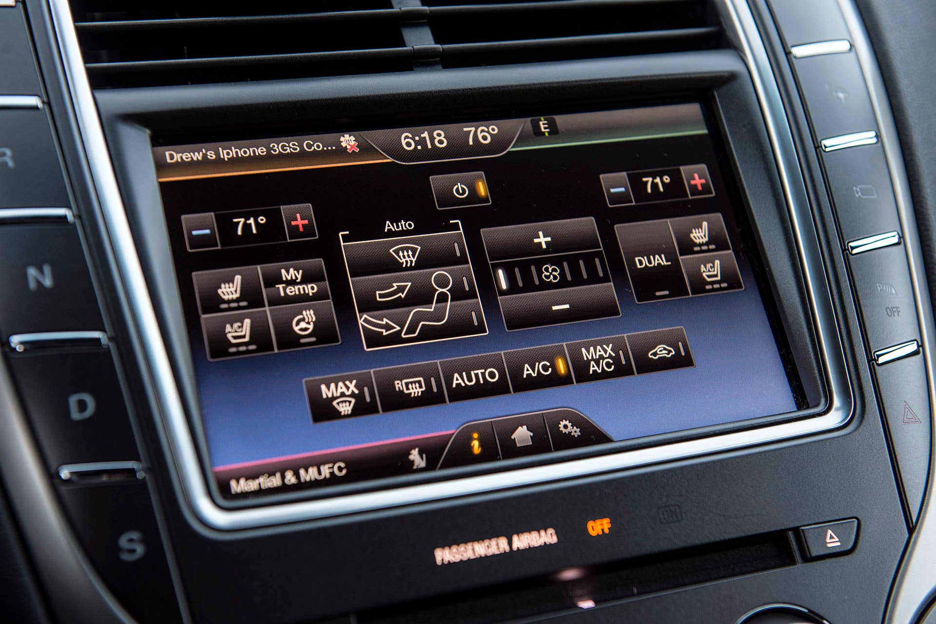 2016 Lincoln MKX climate controls