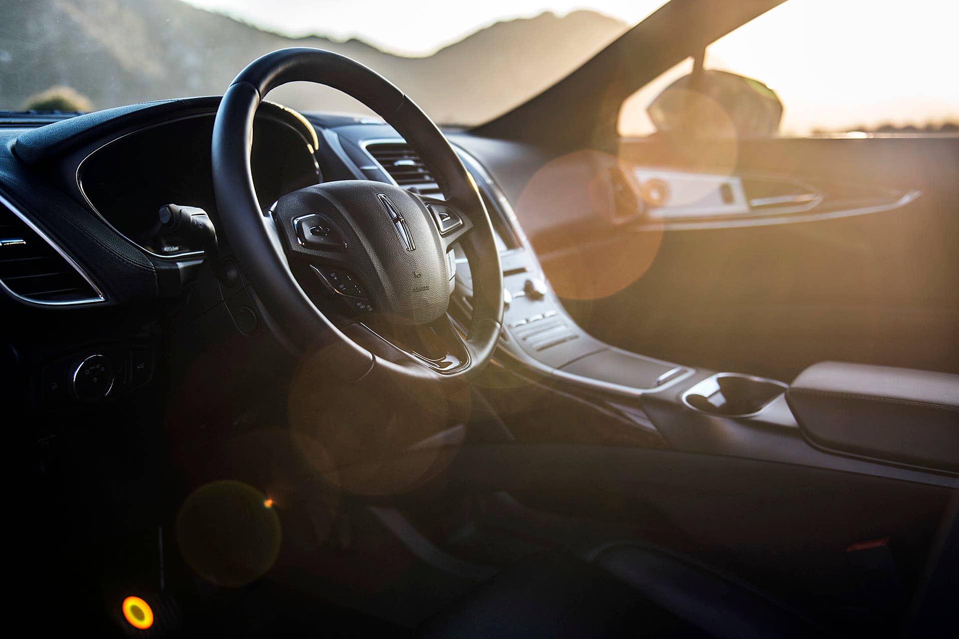 2016 Lincoln MKX interior