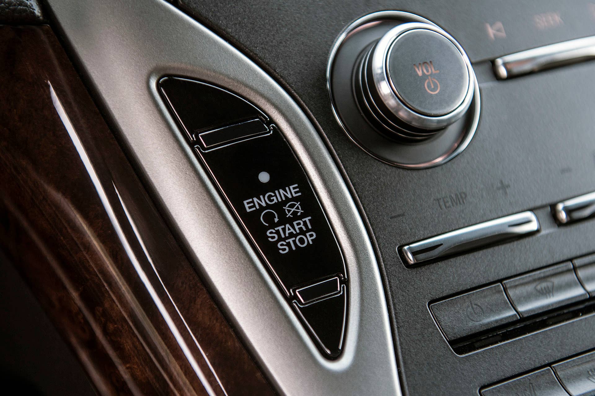 2016 Lincoln MKX start button