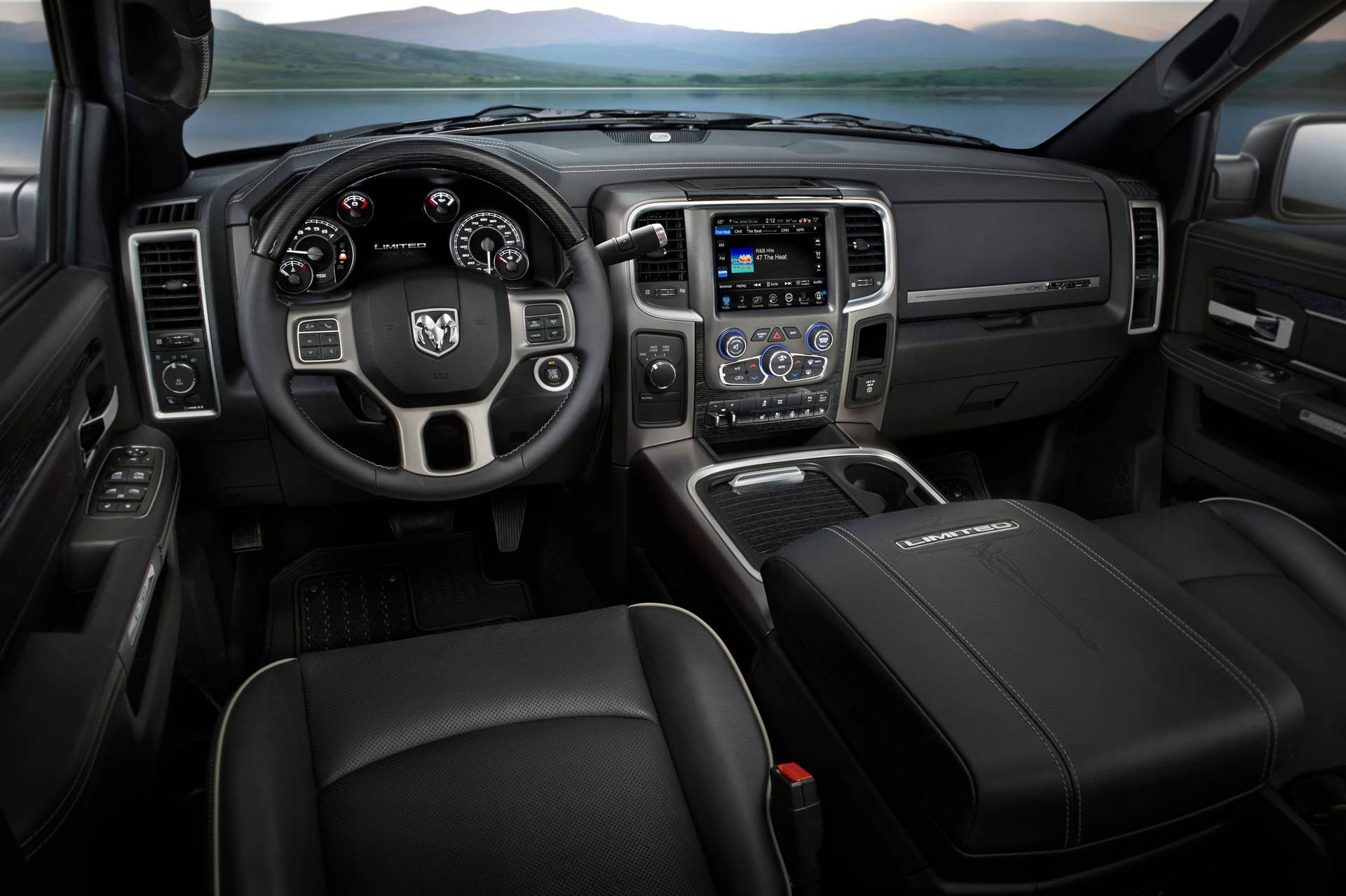 2016 ram 2500 heavy duty interior