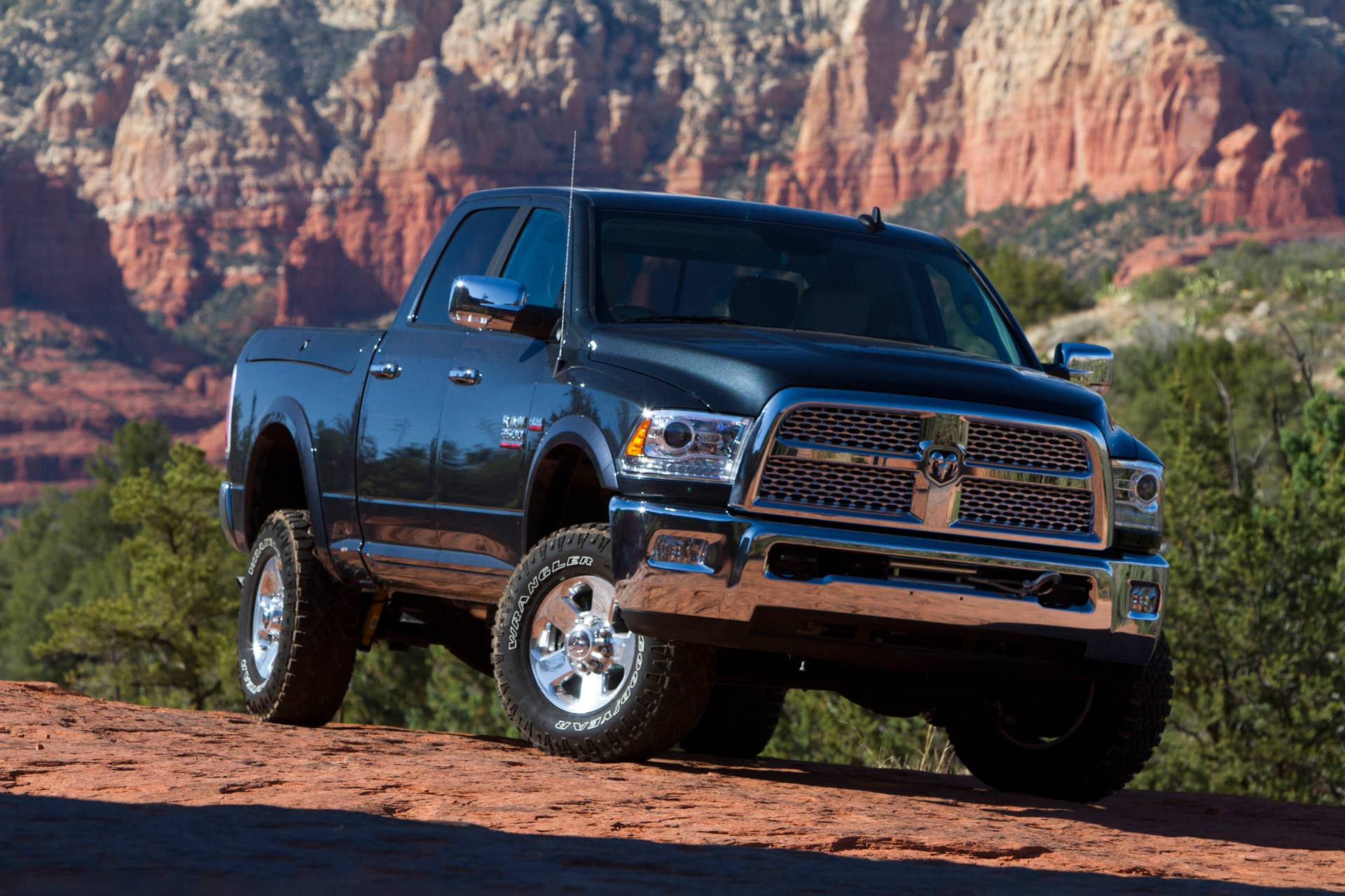 2016 ram heavy duty mountains
