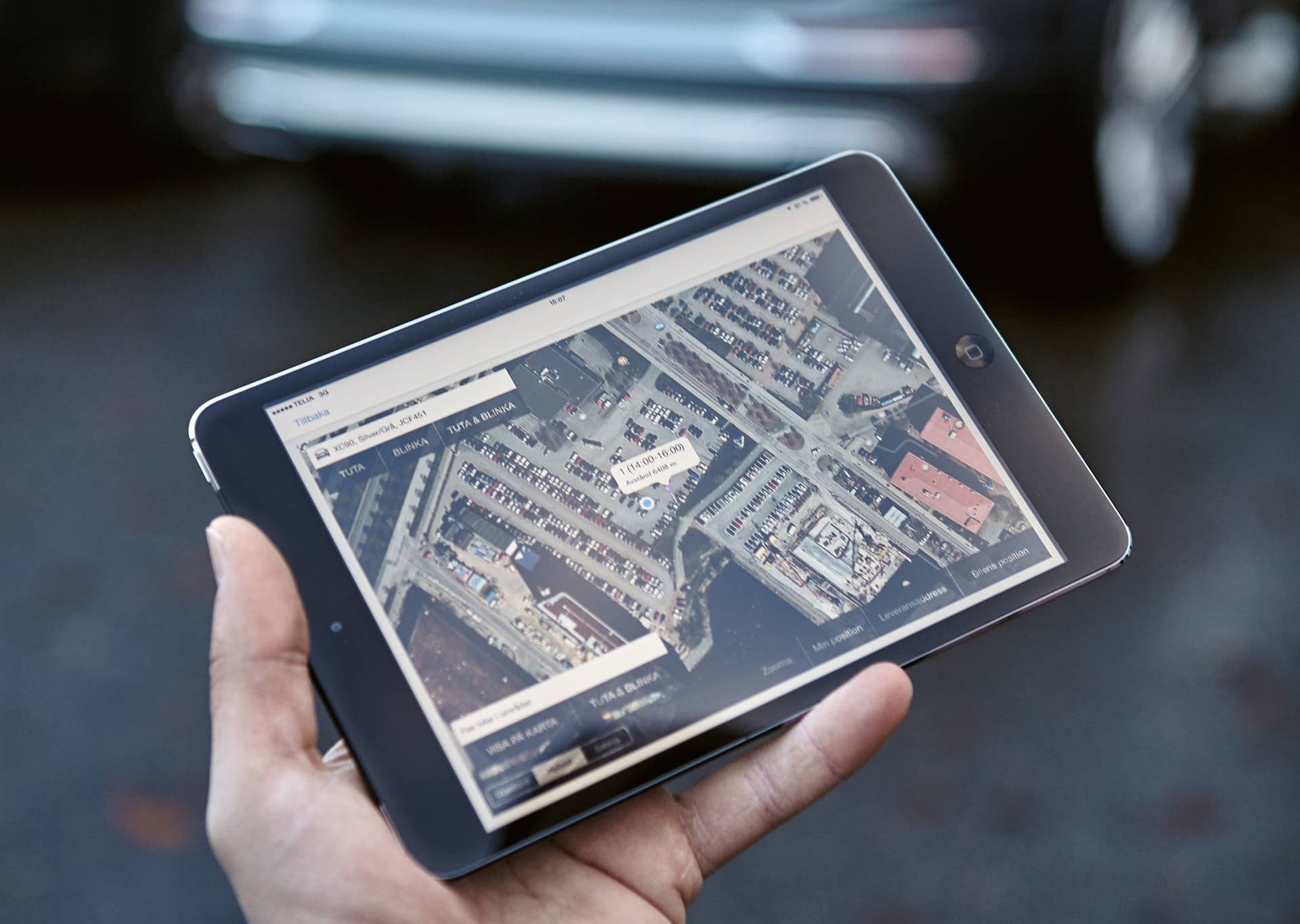 Volvo In-Car Delivery program tablet