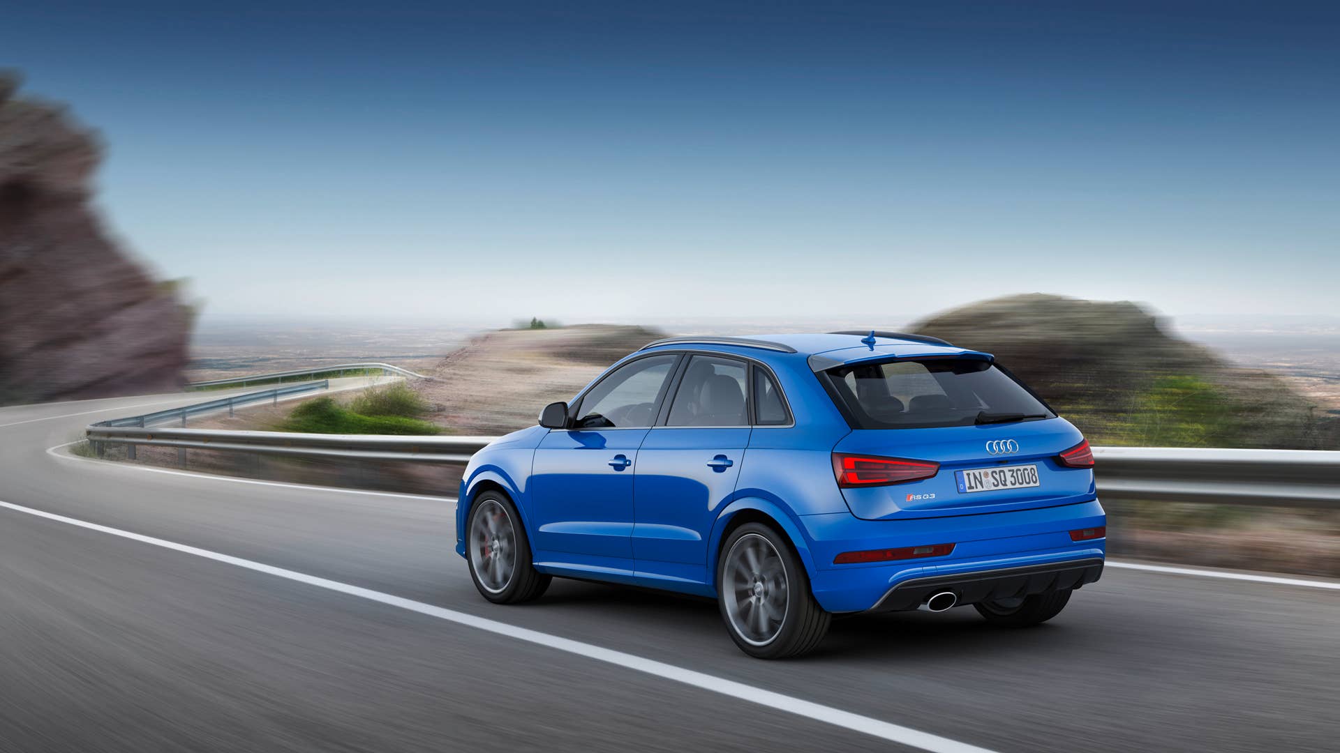 2016 Audi RS Q3 Performance moving rear 3/4