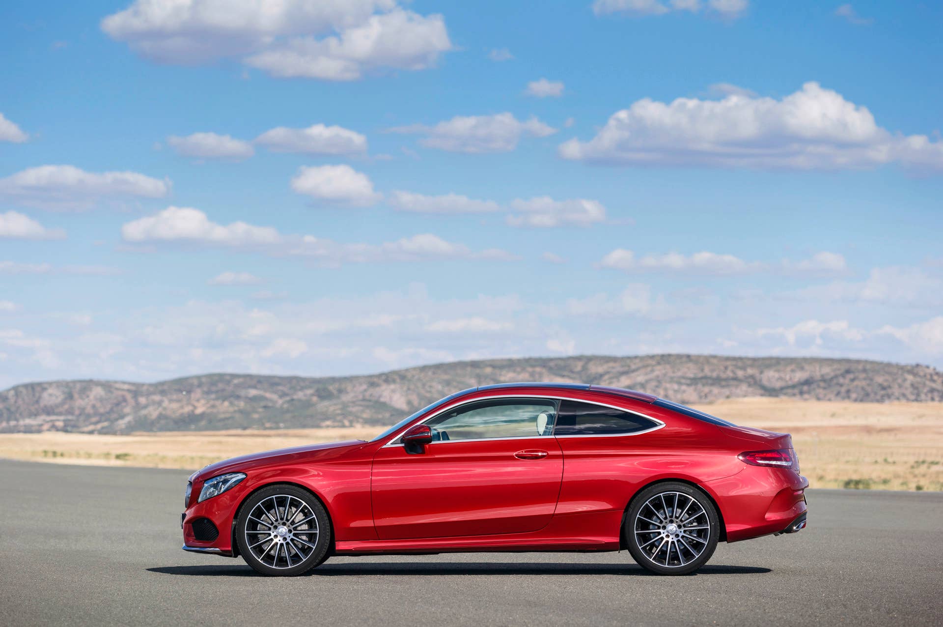 profile side mercedes 2017 coupe c300
