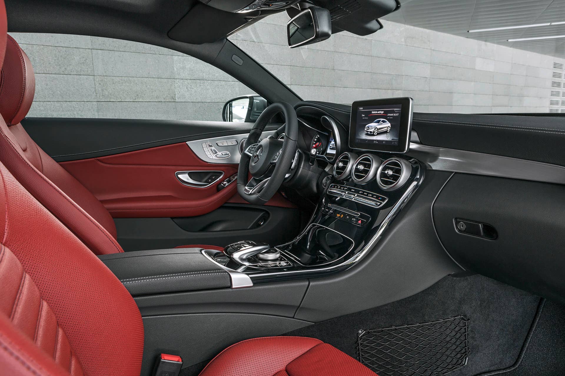interior cabin mercedes c-class coupe c300