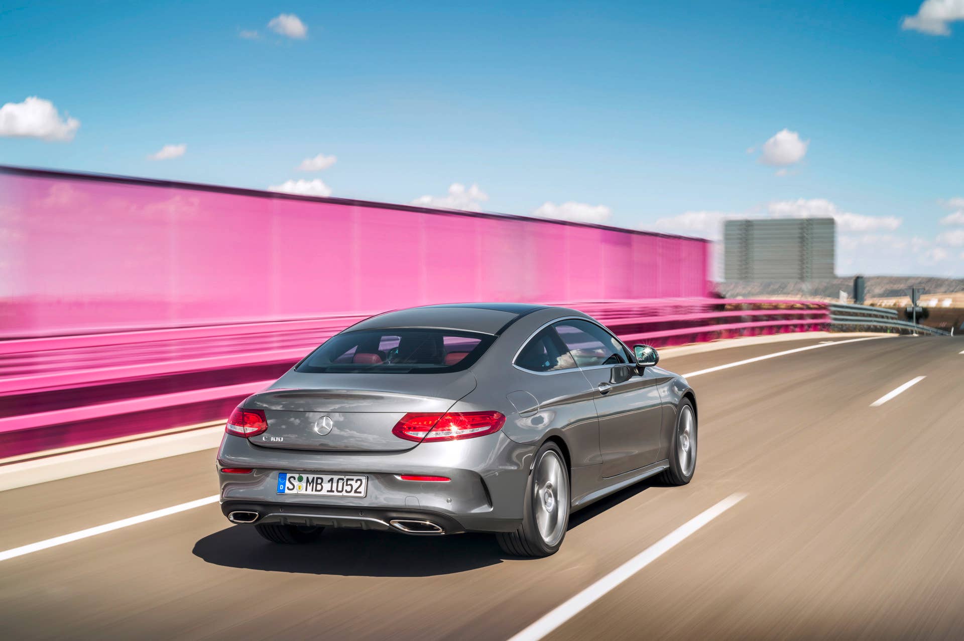 c-class c300 mercedes coupe angle action