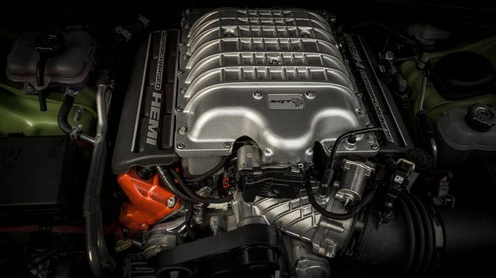 Dodge Challenger SRT Hellcat engine