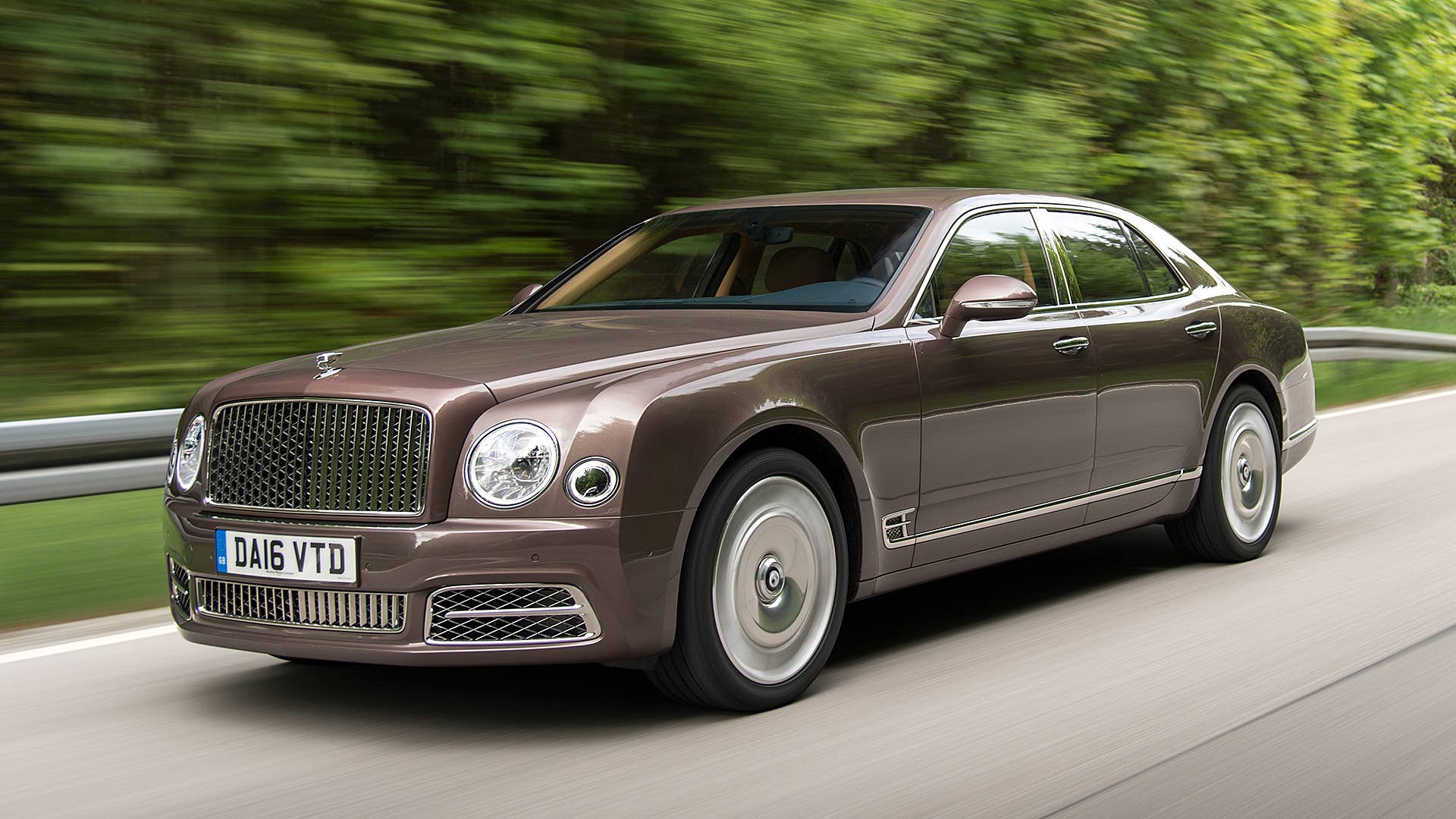 2017 Bentley Mulsanne driving