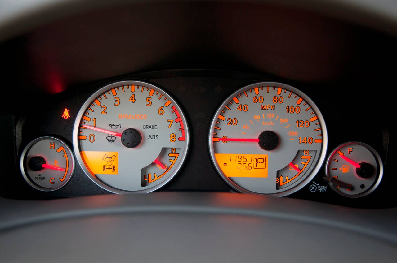 2012 Nissan Frontier Crew Cab 4x4 gauges