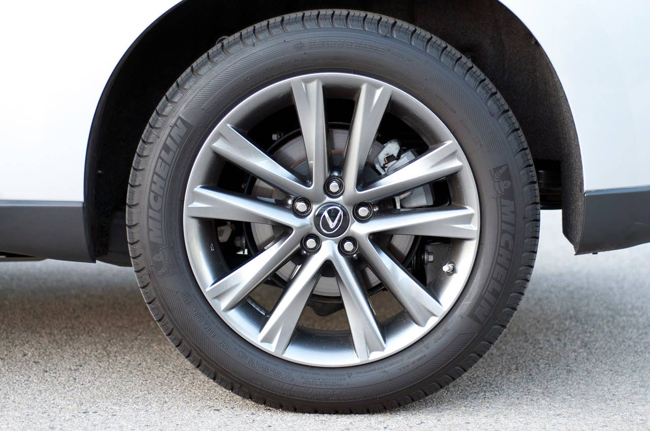 2013 Lexus RX 350 F Sport wheel