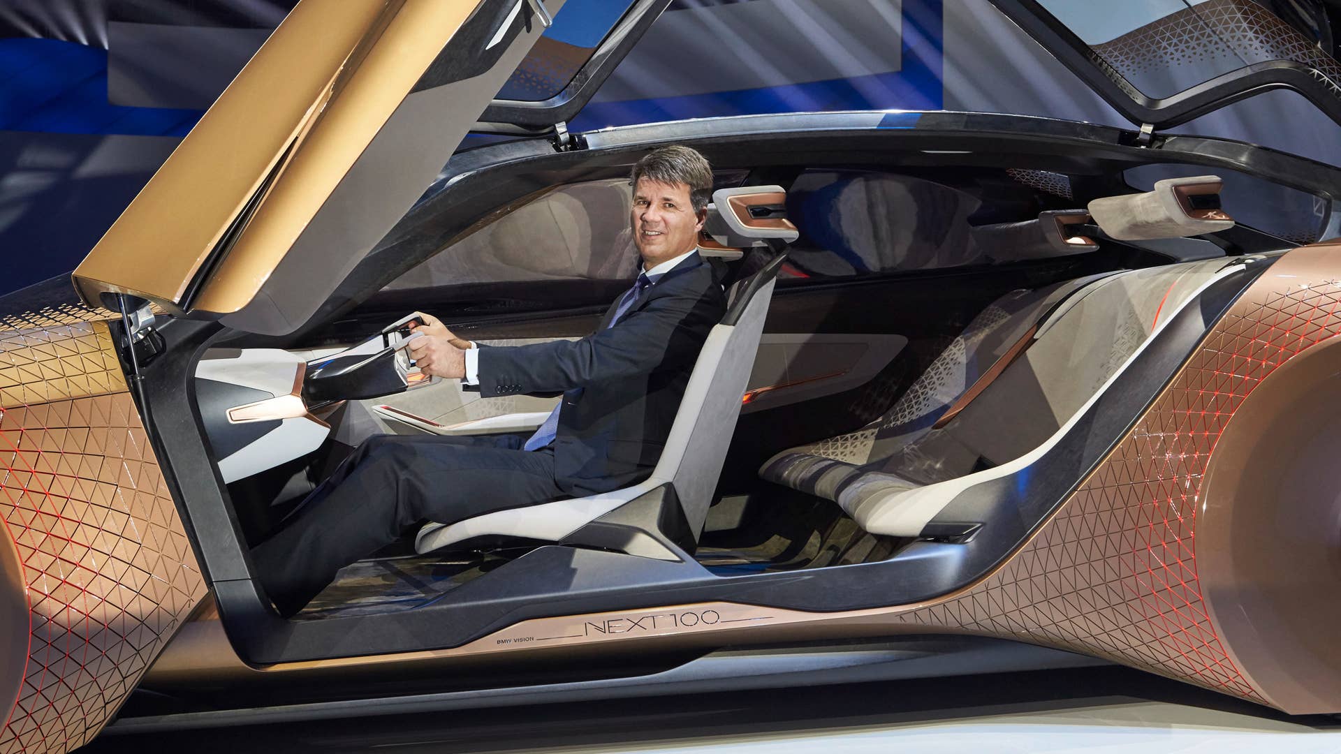 BMW Vision Next 100 Concept cabin interior