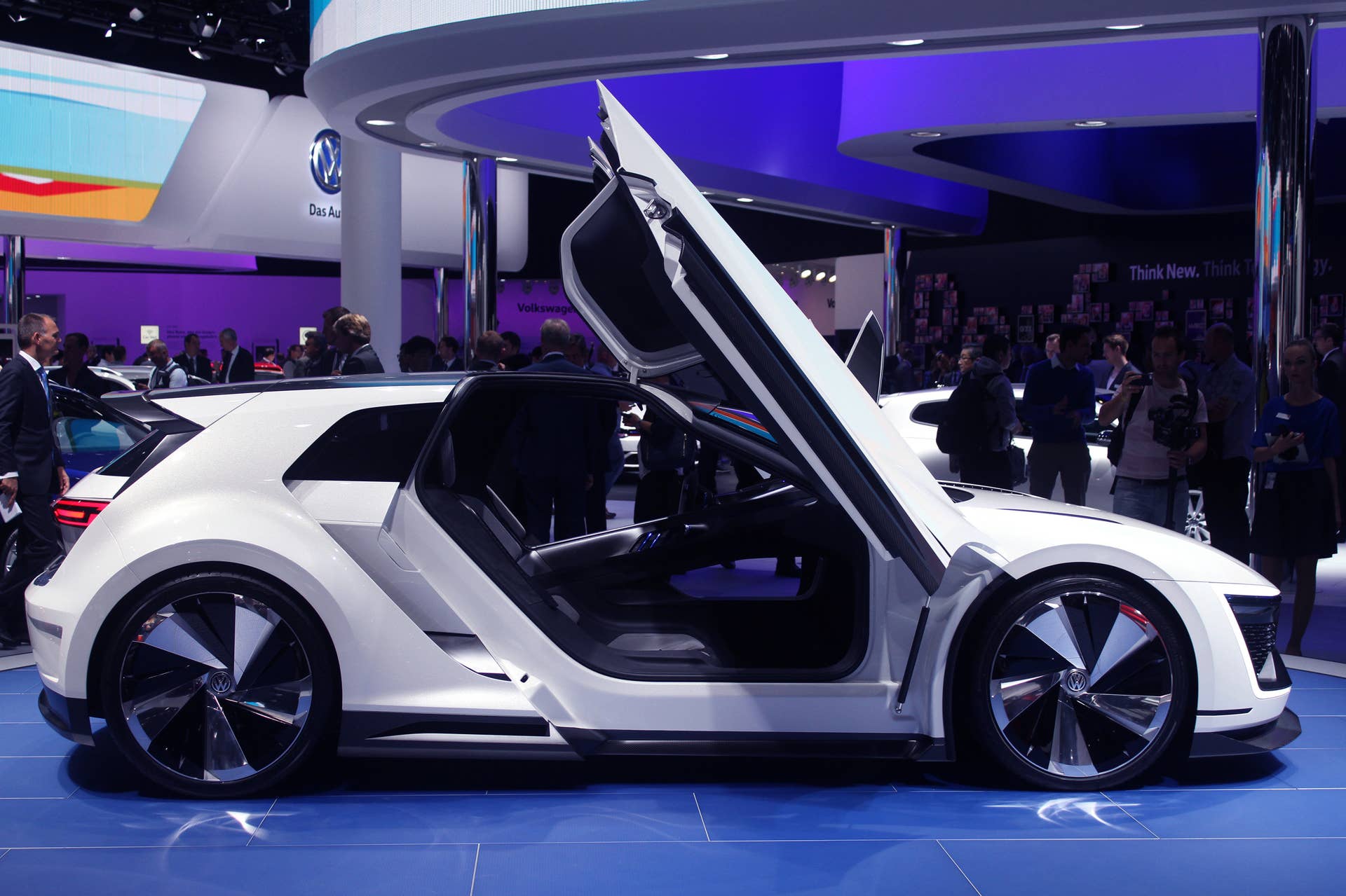 The Volkswagen Golf GTE Sport concept showed off at the 2015 Frankfurt Motor Show, side view.