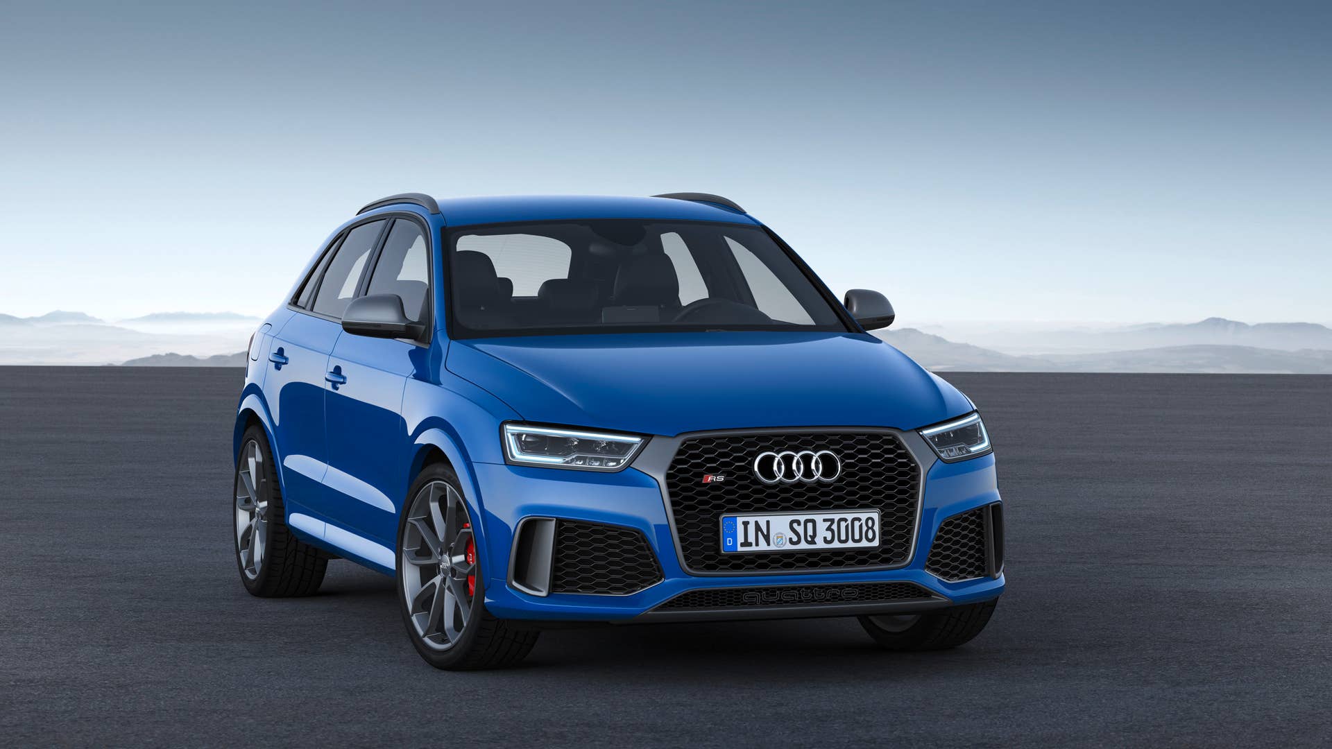 2016 Audi RS Q3 Performance static front 3/4