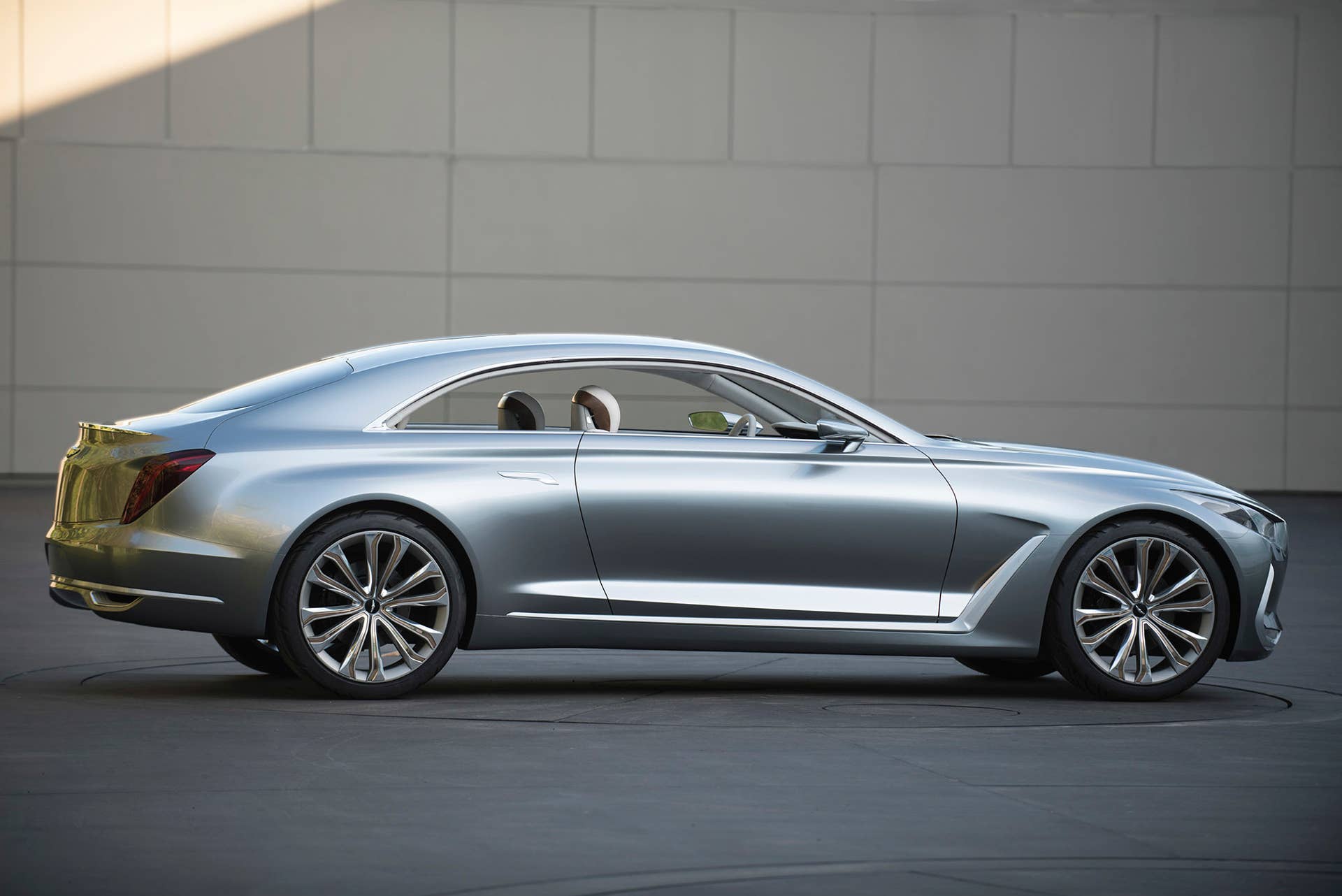 Hyundai Vision G Coupe Concept rear 3/4