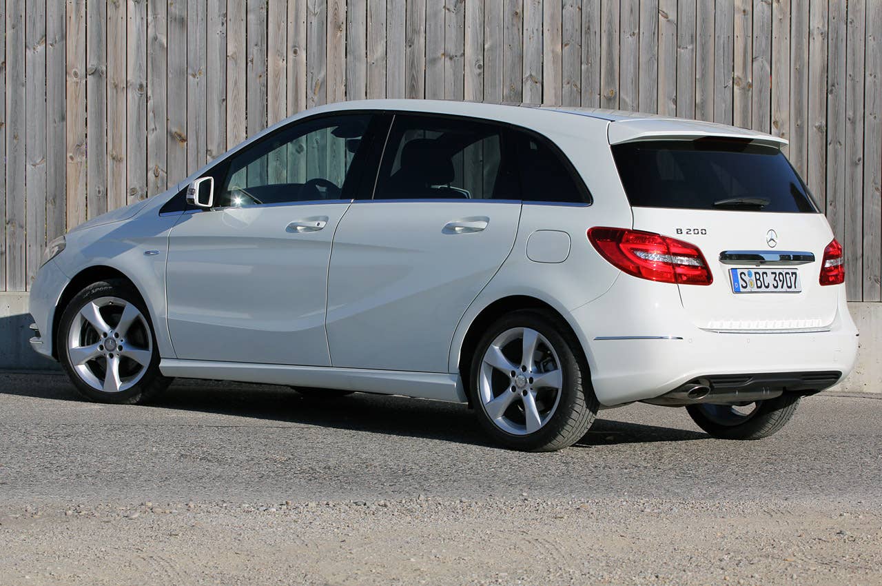 2012 Mercedes-Benz B-Class rear 3/4 view