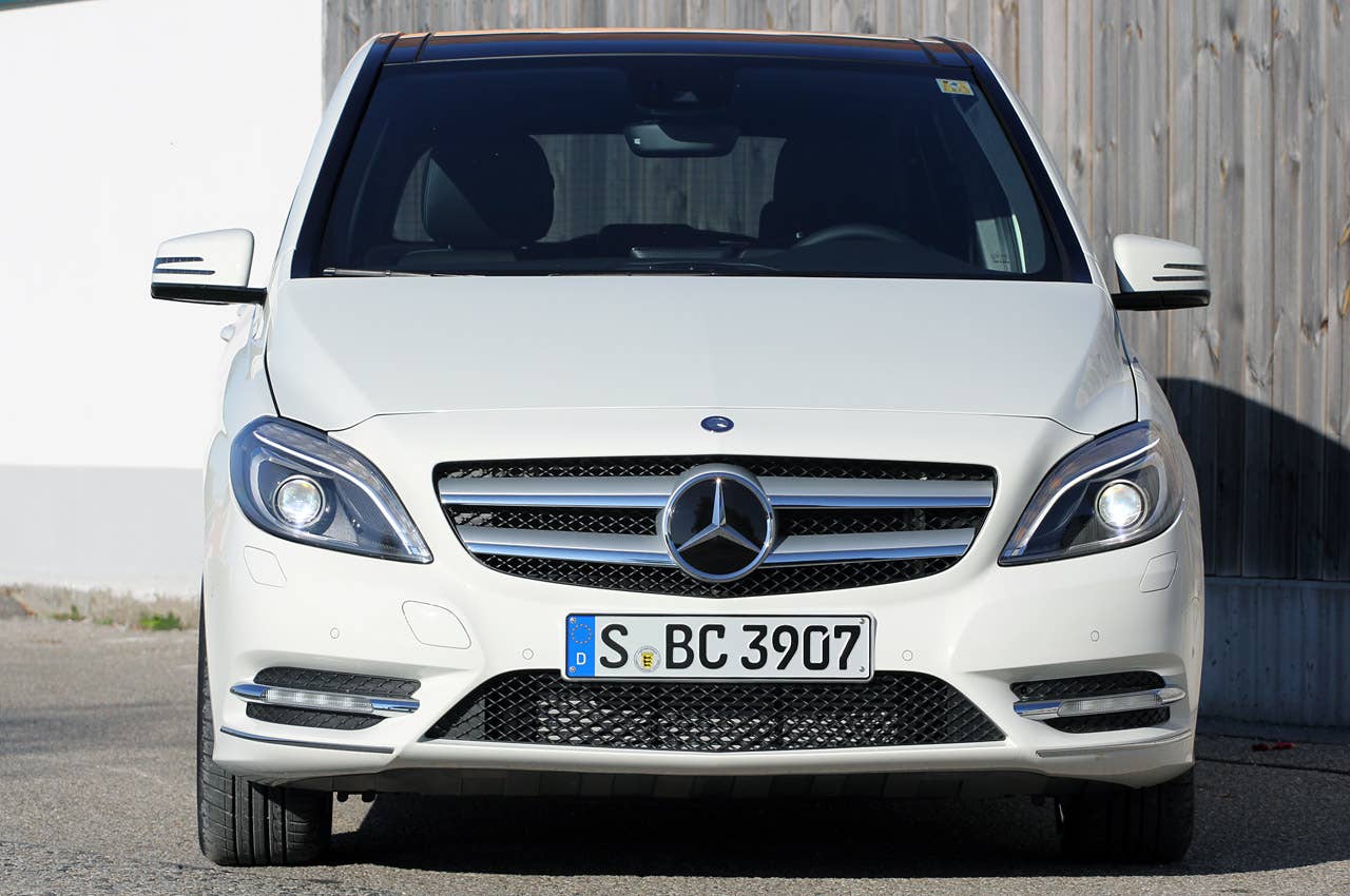 2012 Mercedes-Benz B-Class front view