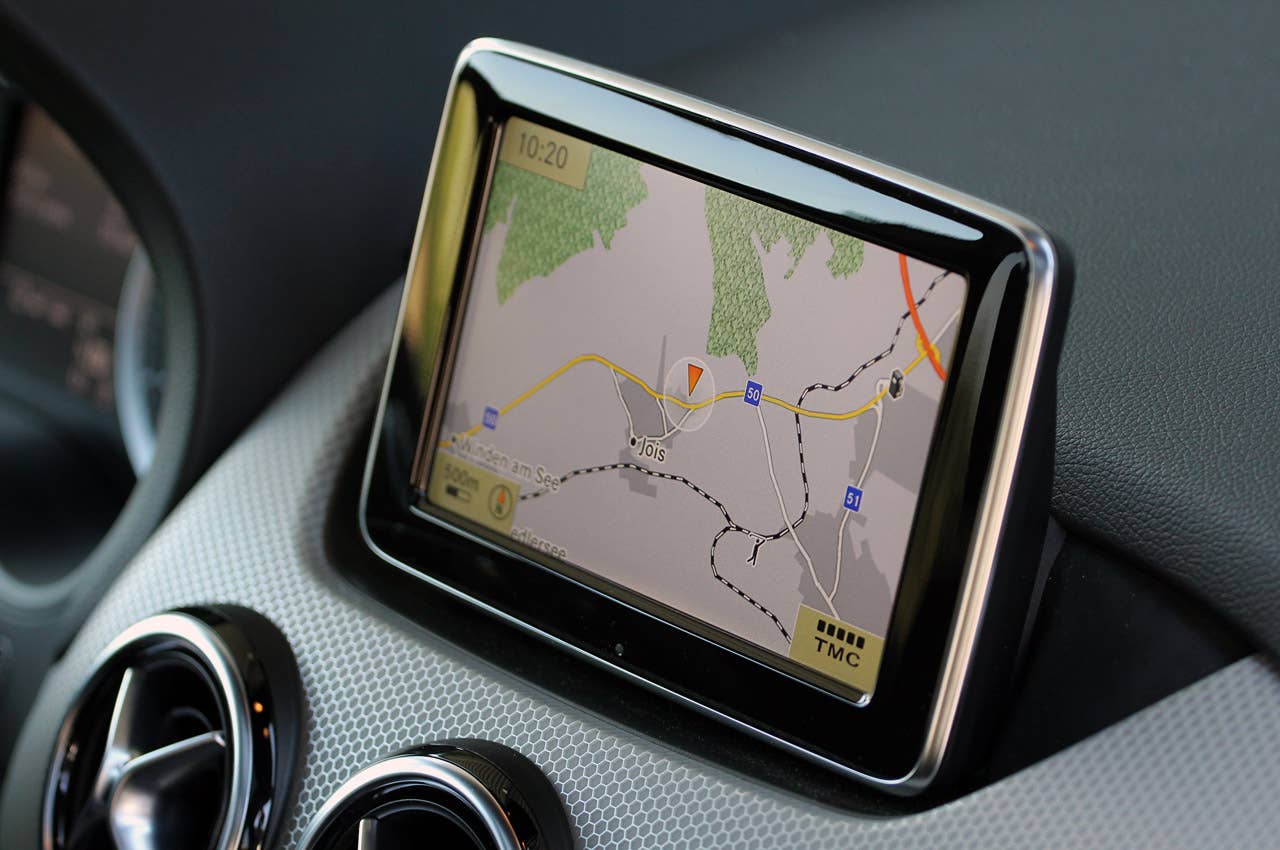 2012 Mercedes-Benz B-Class navigation system