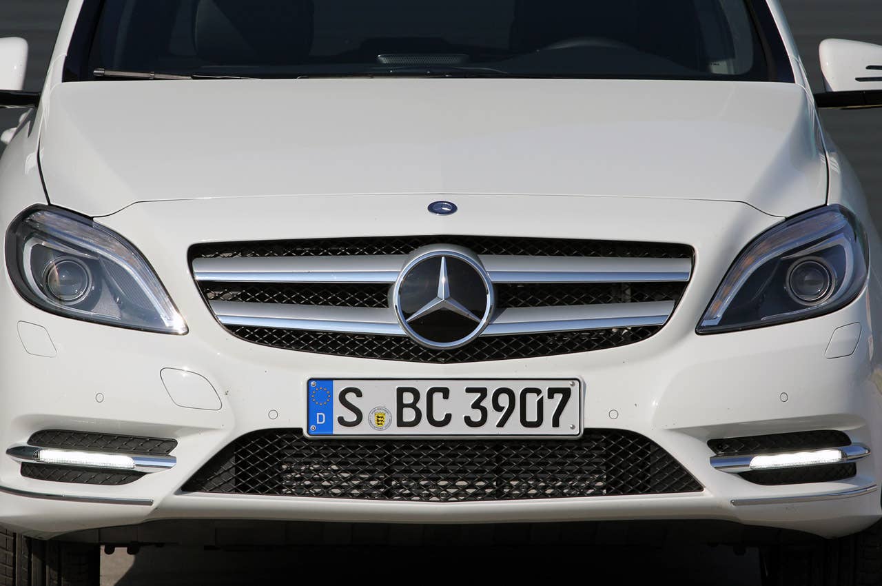 2012 Mercedes-Benz B-Class grille