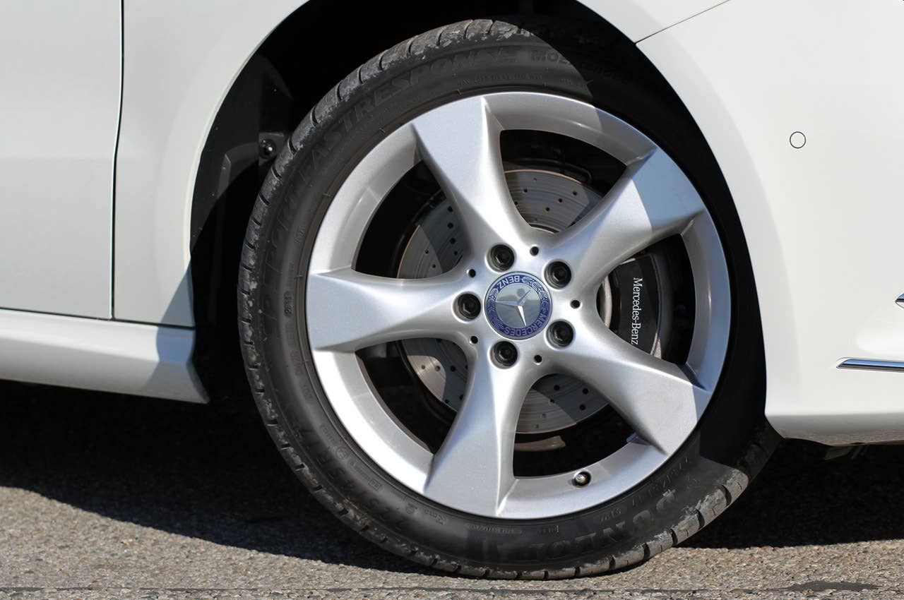 2012 Mercedes-Benz B-Class wheel