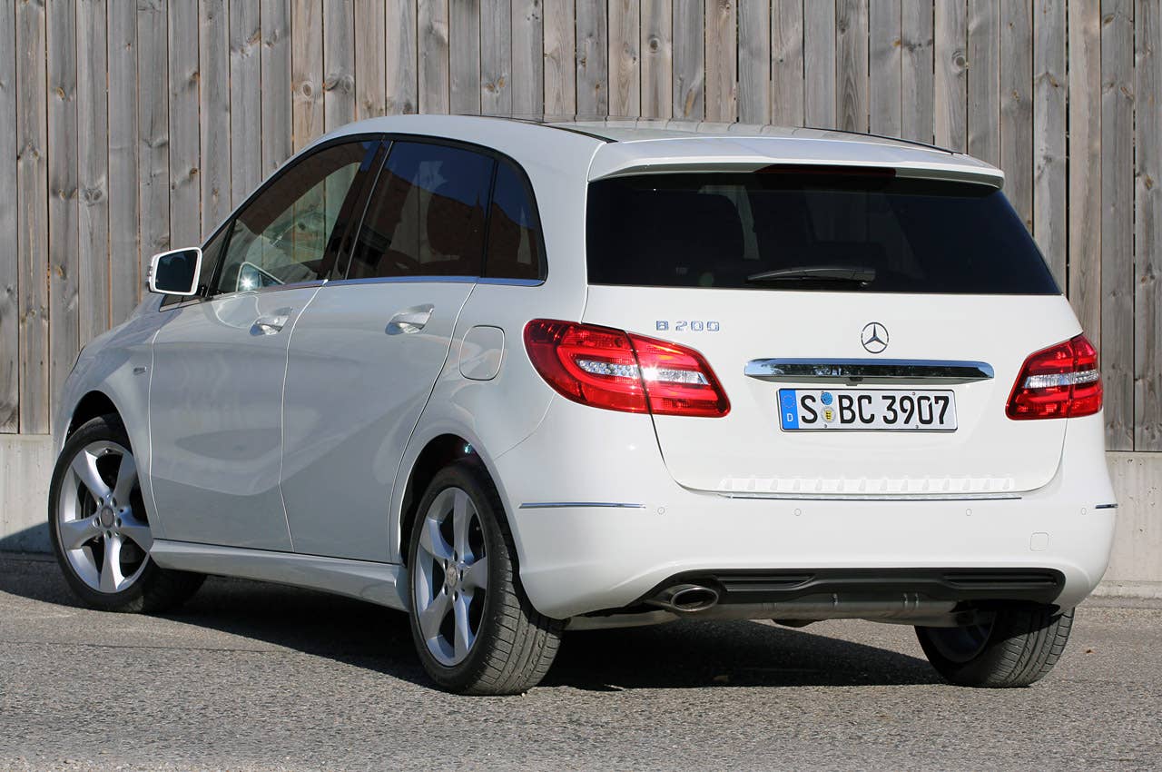 2012 Mercedes-Benz B-Class rear 3/4 view