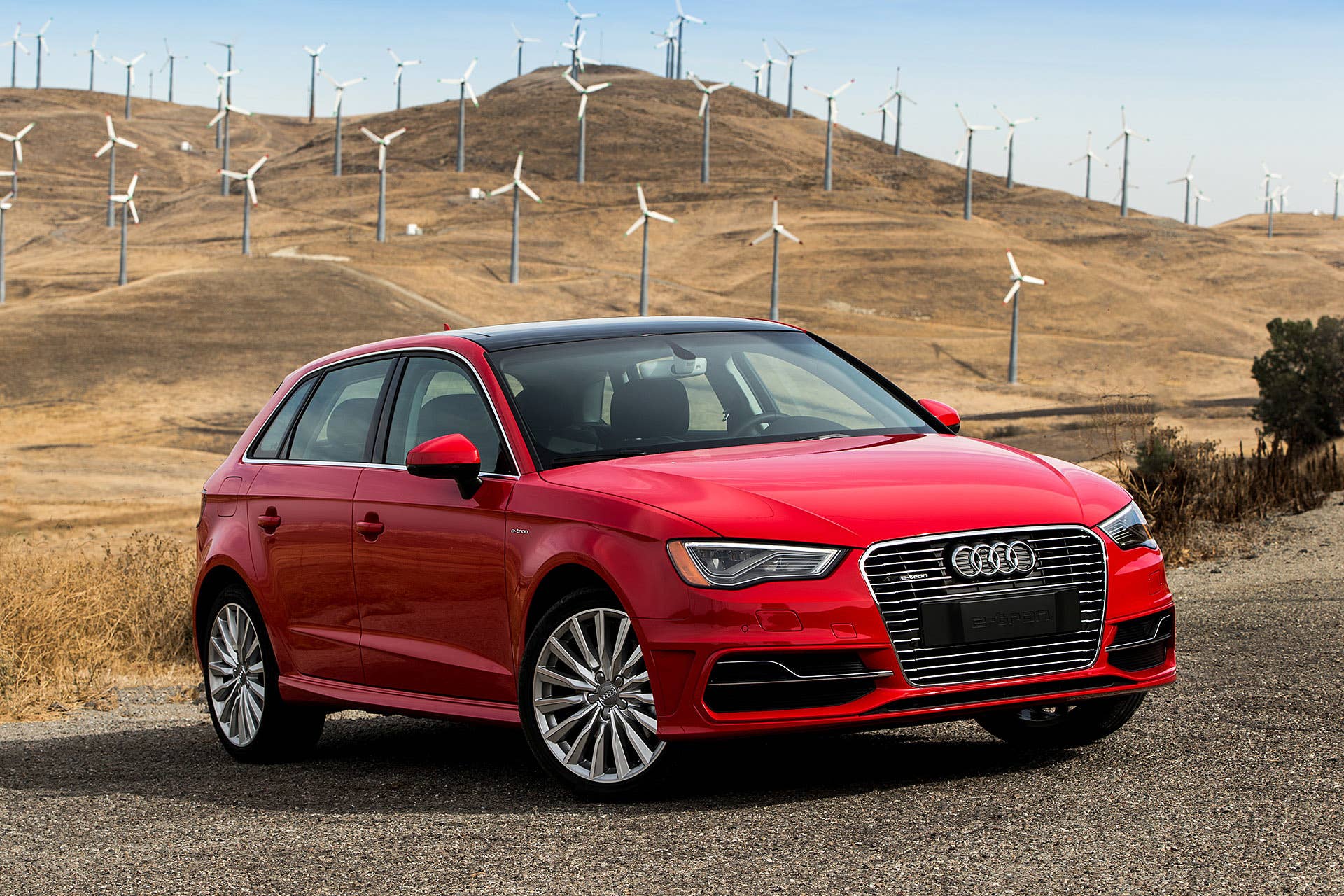 2016 Audi A3 Sportback E-Tron front 3/4 view
