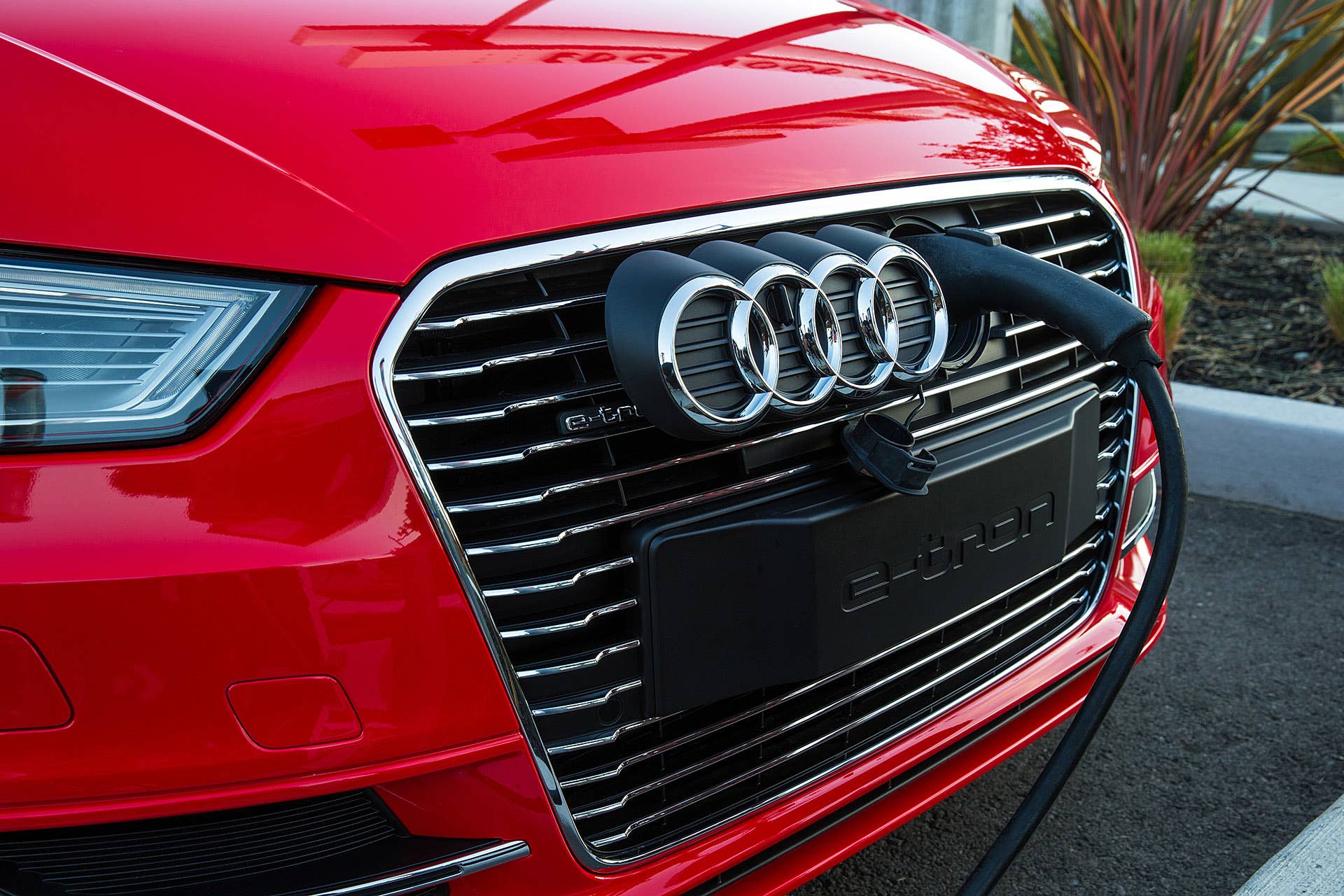 2016 Audi A3 Sportback E-Tron charging port