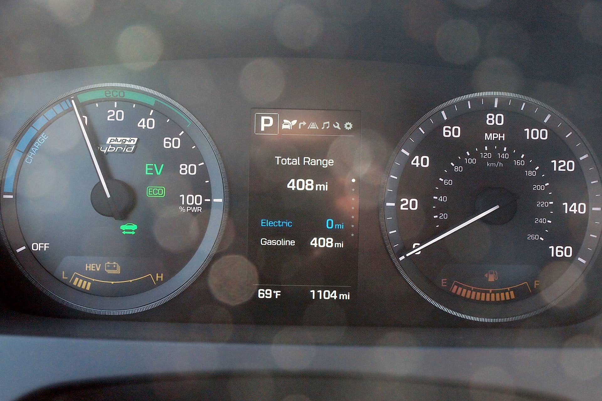 2016 Hyundai Sonata Plug-In Hybrid gauges