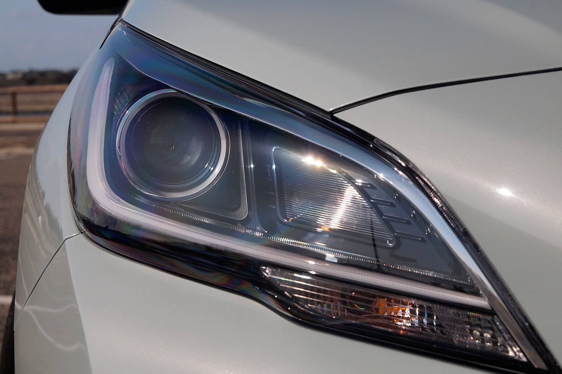 2016 Hyundai Sonata Plug-In Hybrid headlight