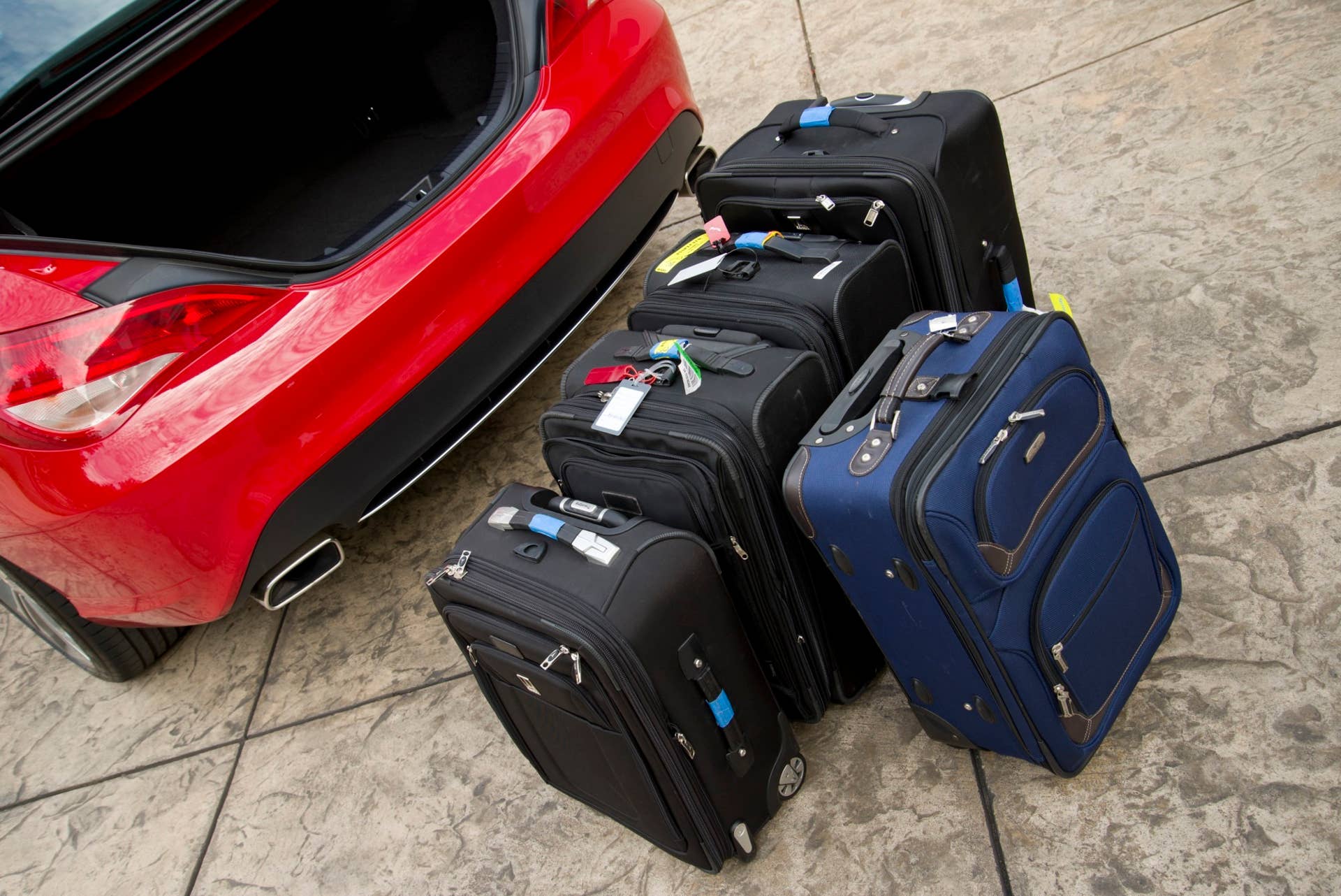 Trunk capacity of a 2014 Mercedes-Benz CLA250