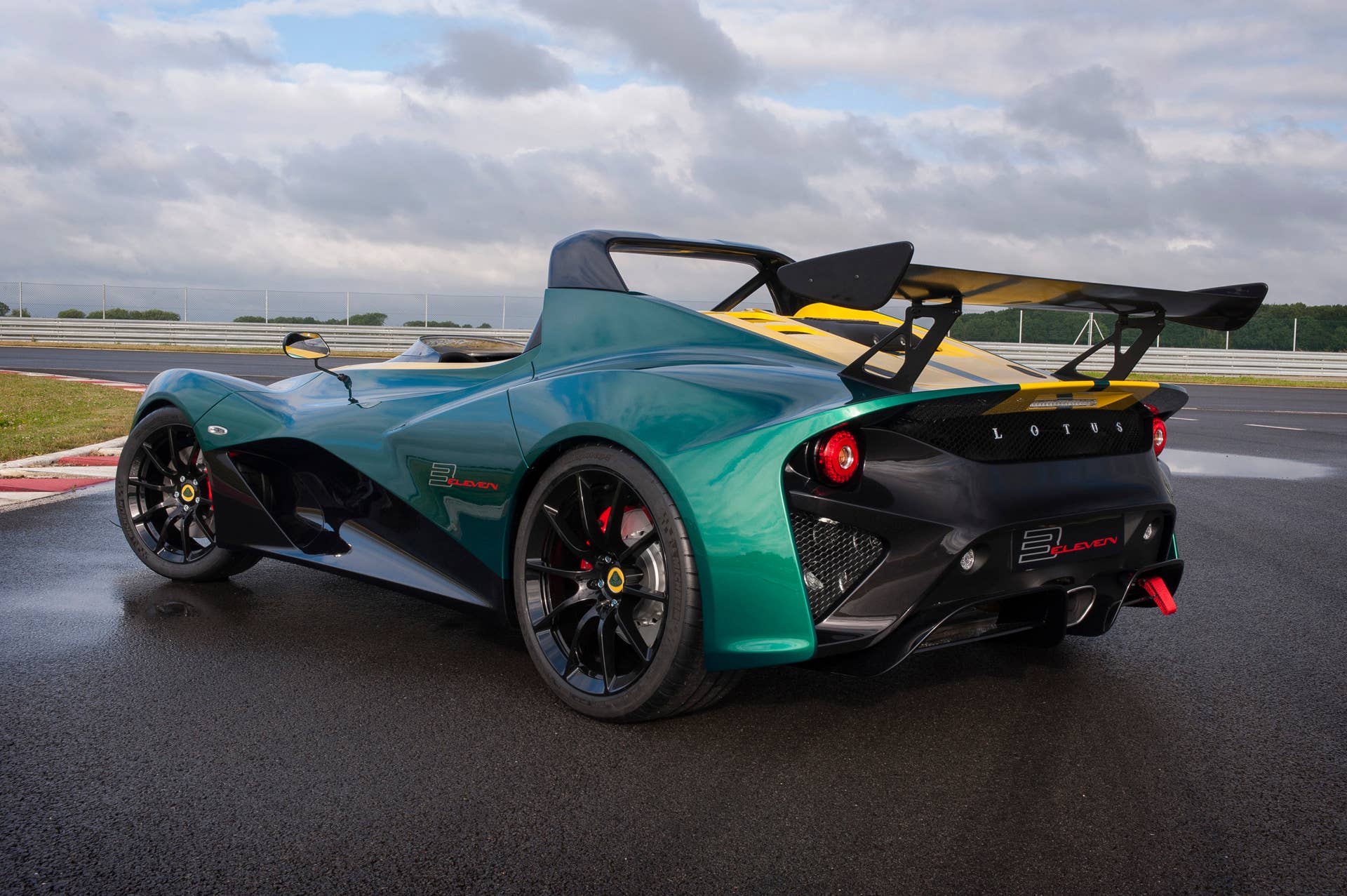 Lotus 3-Eleven rear 3/4