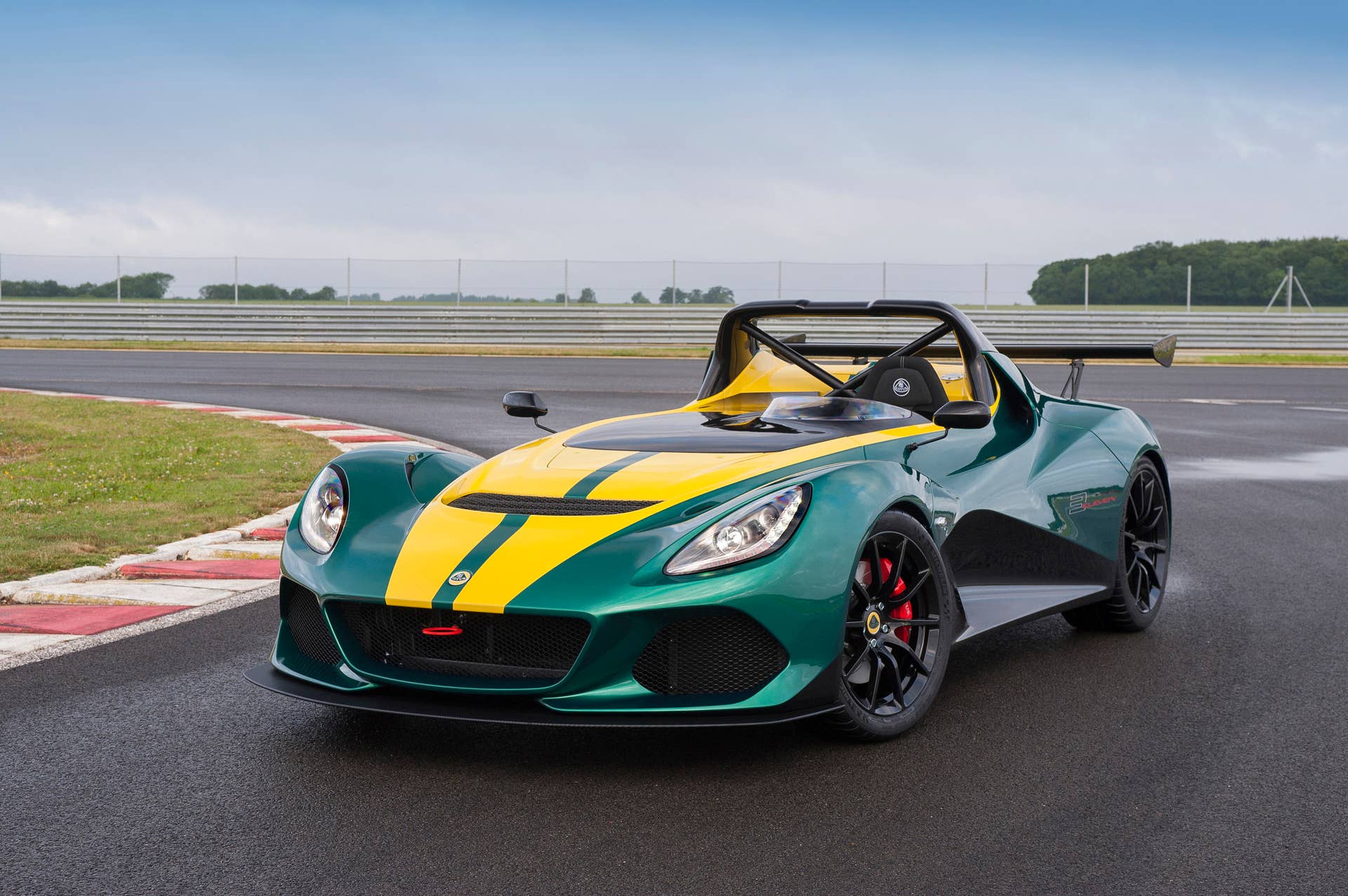 Lotus 3-Eleven front 3/4