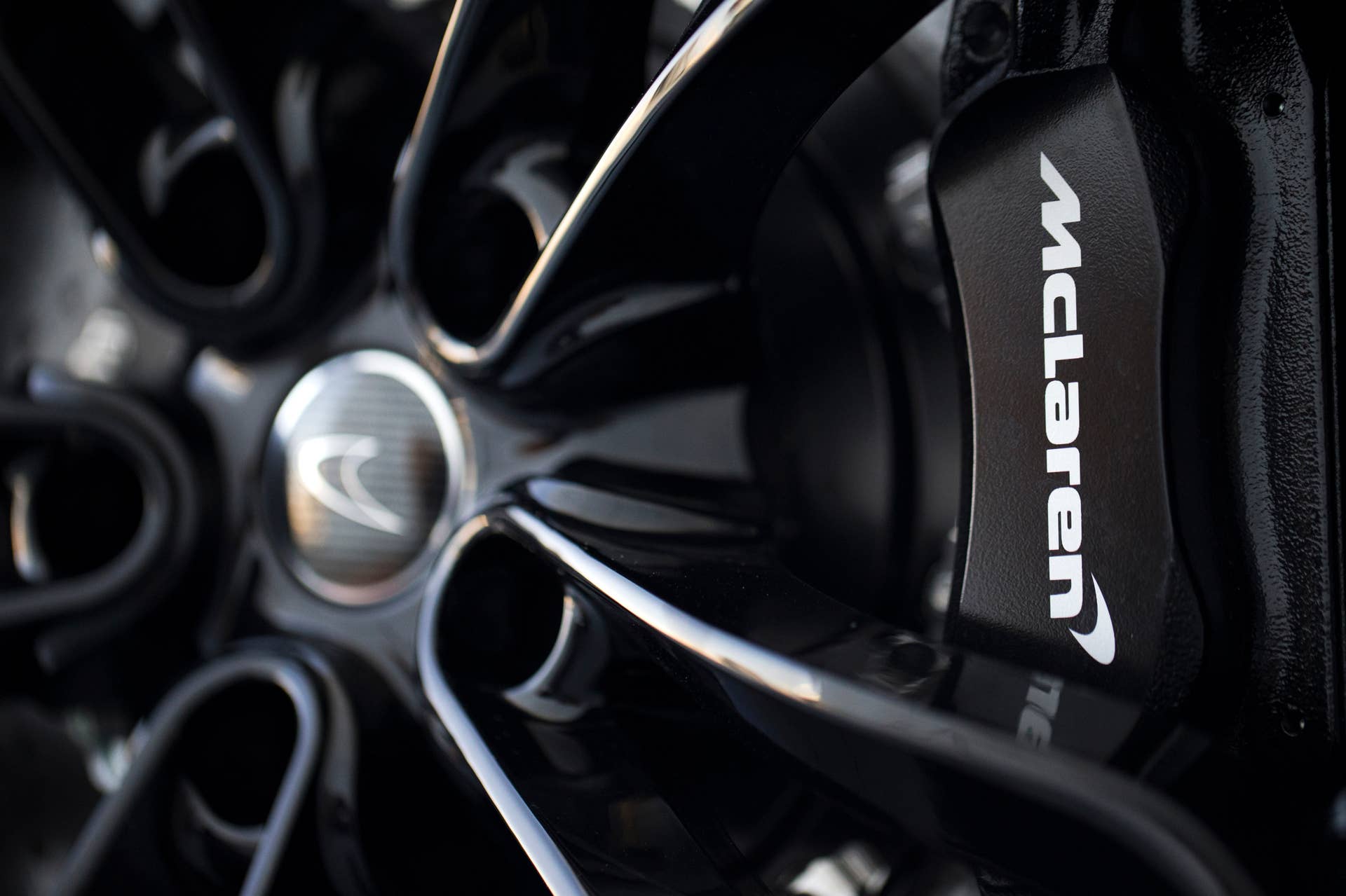 McLaren 650S Spider Al Sahara 79 by MSO wheel