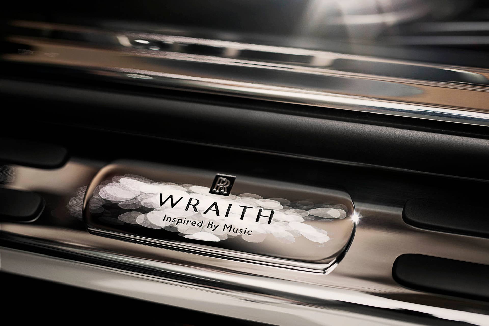 Rolls-Royce Wraith Inspired by Music tread sill plate