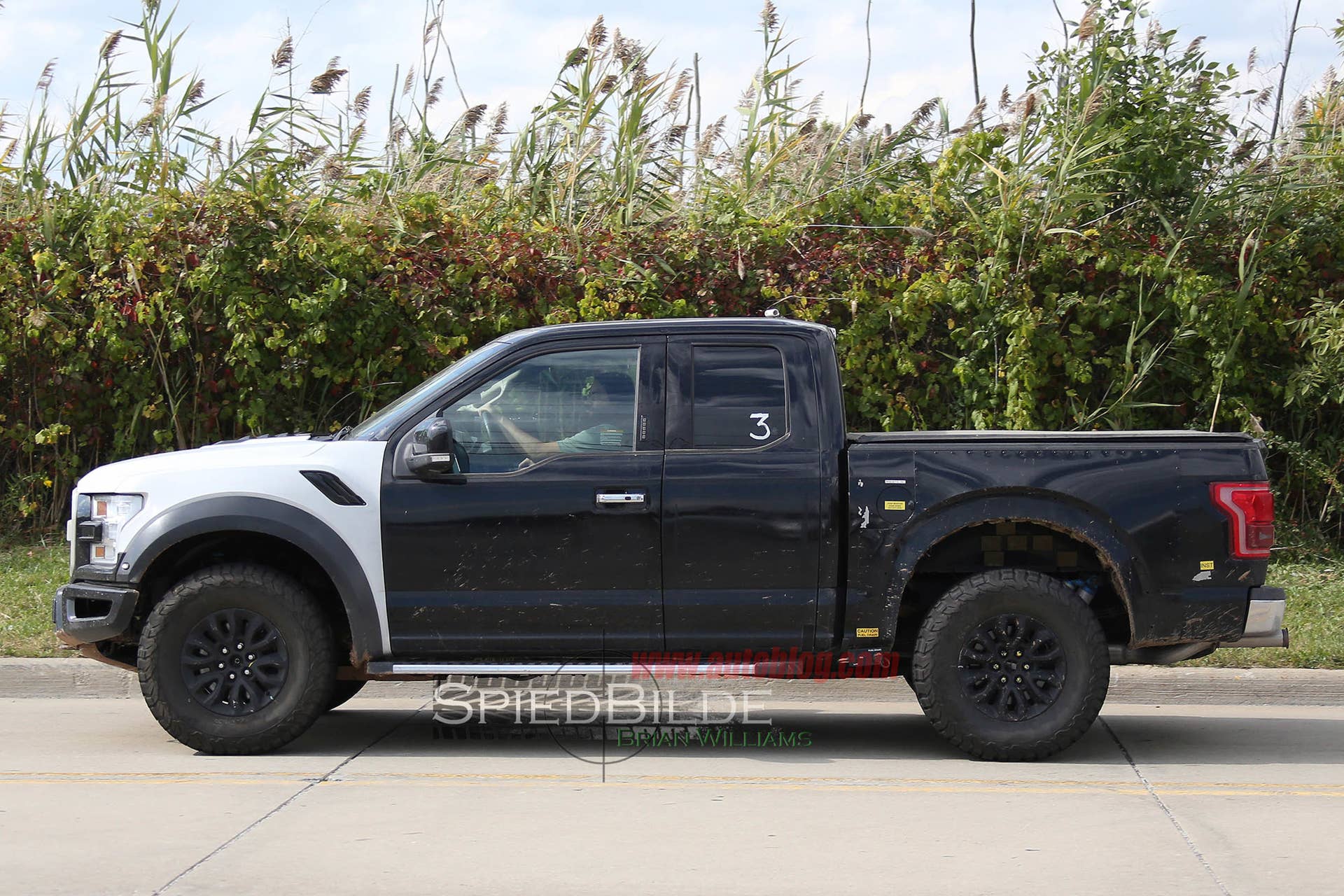 2017 Ford F-150 Raptor prototype profile