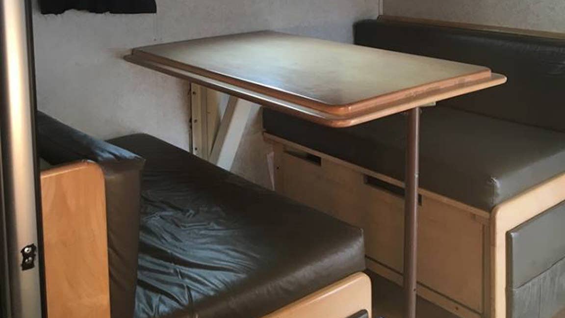 SleepBus table