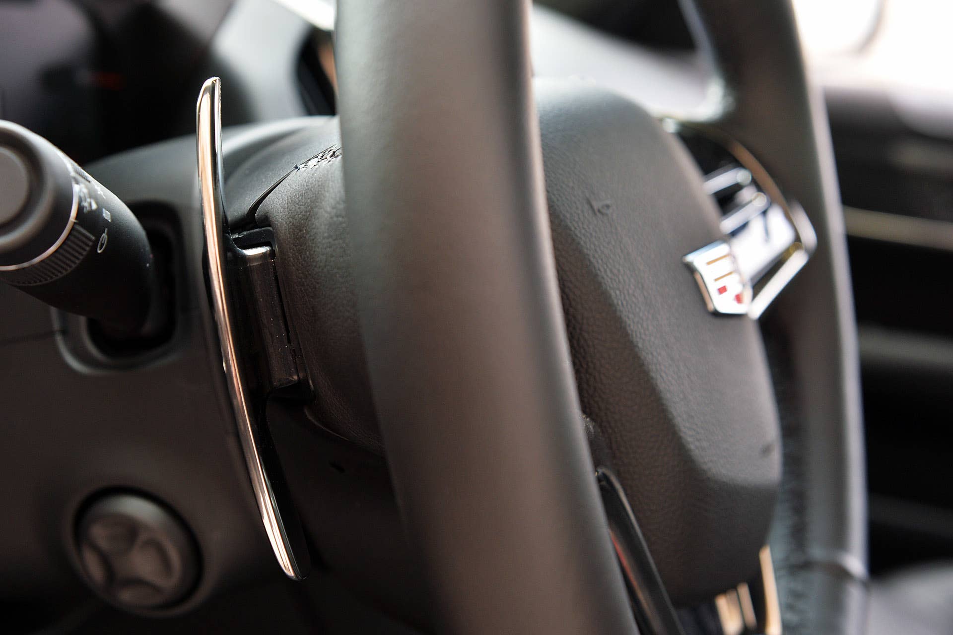 2016 Cadillac ATS-V paddle shifter
